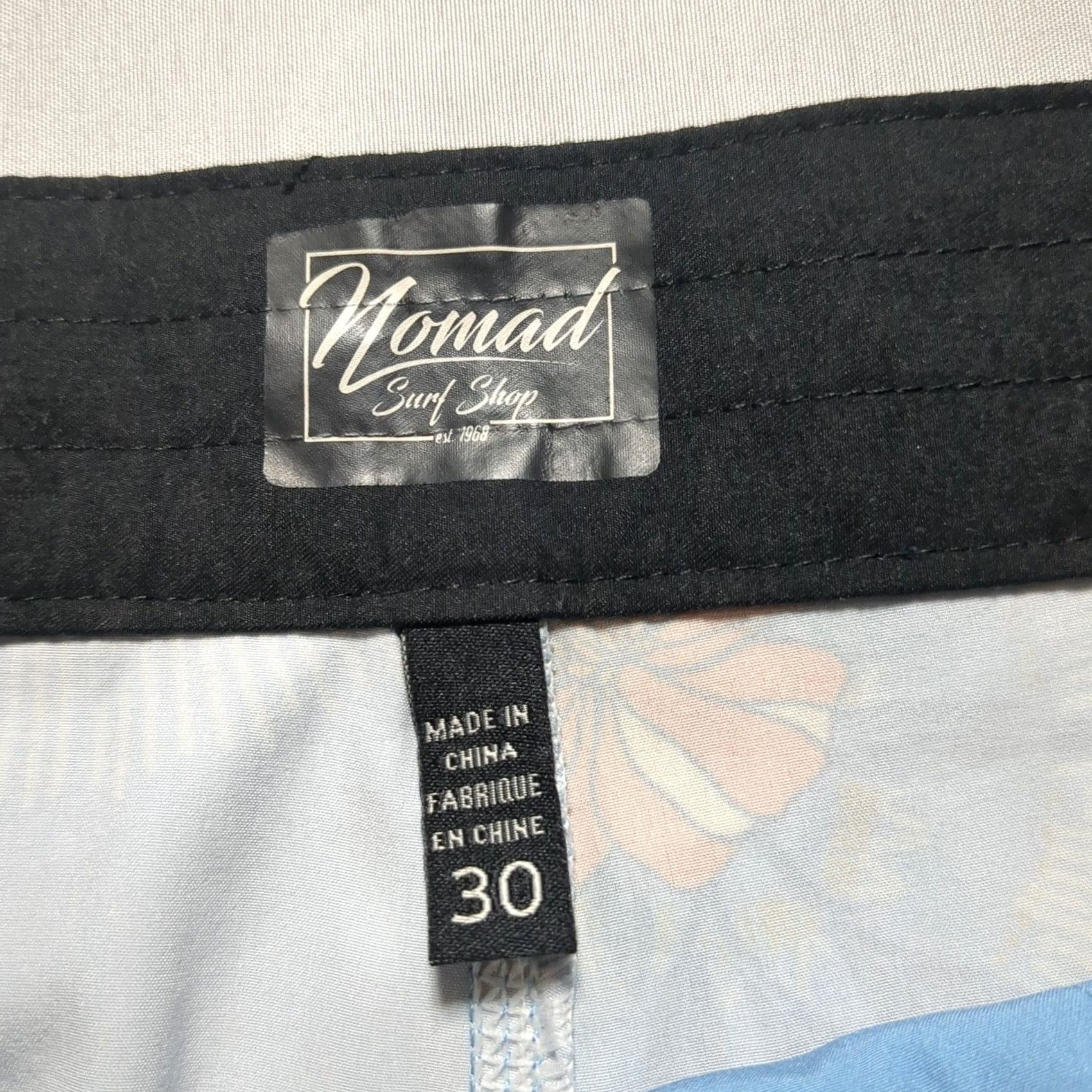 Nomad Nomad Surf Shop Mens Board Shorts Blue Floral Tropical Quick Dry Stretch 30 EUC Surfi ng Beach Trunks Size US 30 / EU 46 - 5 Thumbnail