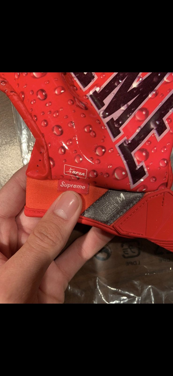 Nike × Supreme Supreme x Nike Vapor Jet Gloves Size ONE SIZE - 2 Thumbnail