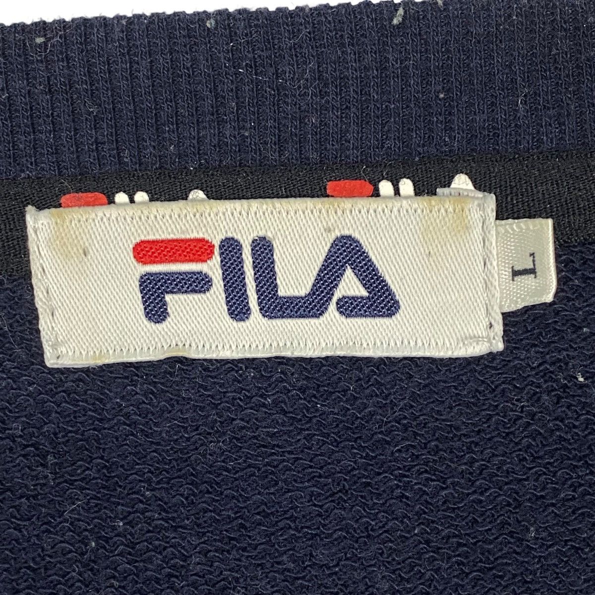 Vintage Vintage Fila Sweatshirt Crewneck Patch Logo NavyBlue Size L Size US L / EU 52-54 / 3 - 7 Thumbnail