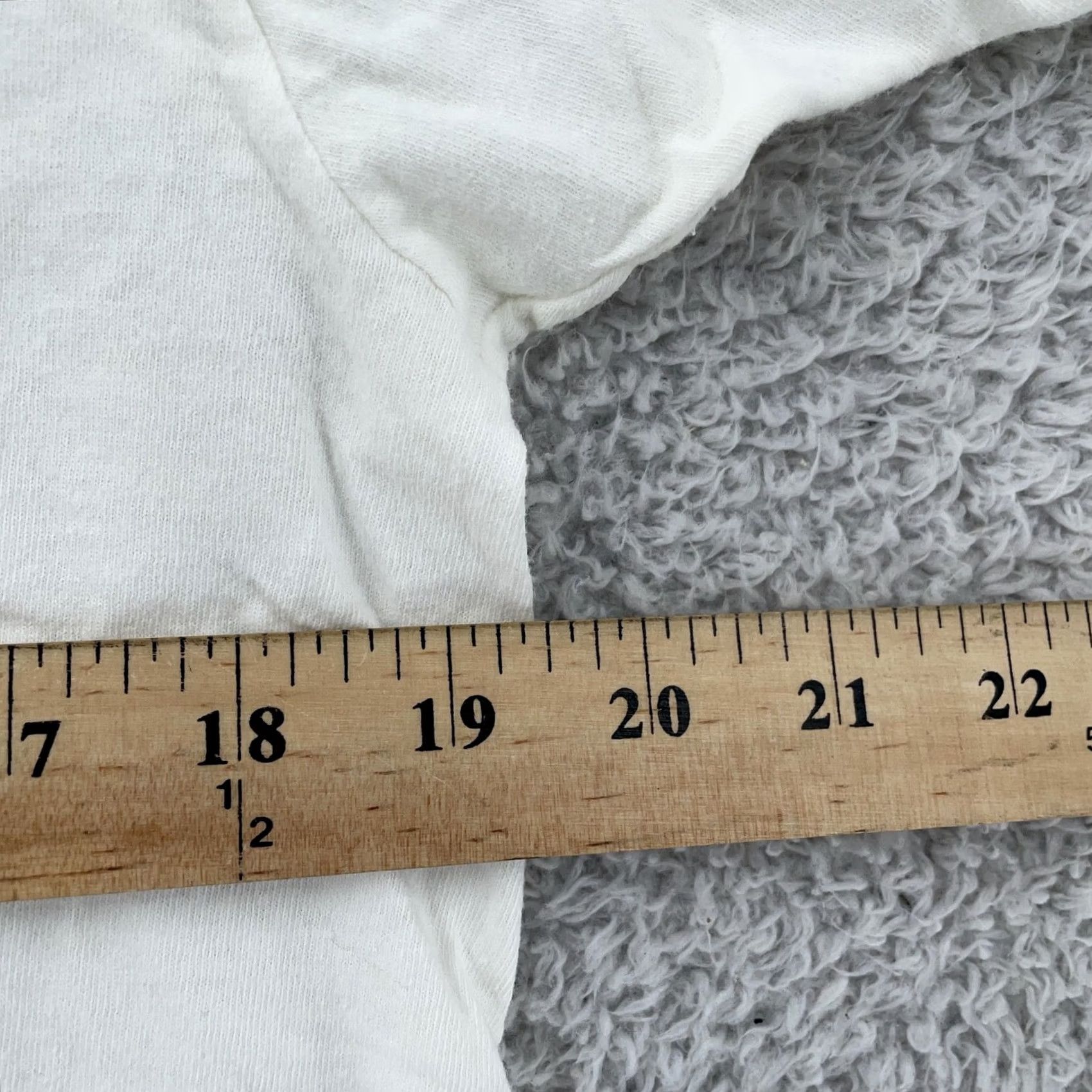 Hanes Vintage Hanes Shirt Mens Medium White Cotton Crew Neck Short Sleeve Tee Size US M / EU 48-50 / 2 - 5 Thumbnail