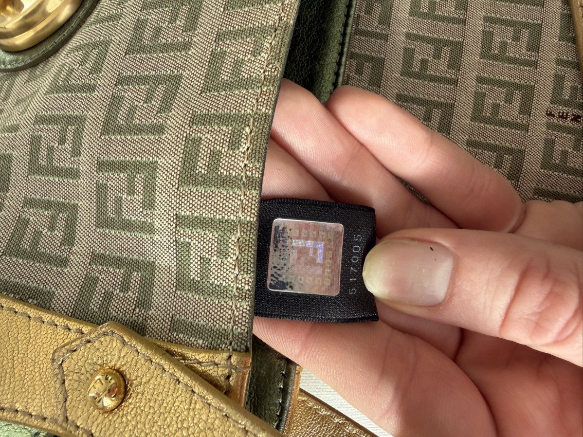 Fendi Fendi Croissant Vintage Size ONE SIZE - 9 Thumbnail