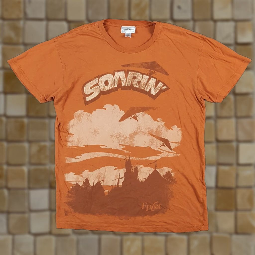 Disney Vintage Walt Disney World Soarin' Epcot Theme Park T-Shirt Men Medium Orange Cartoon Mickey Retro 90s Y2K Size US M / EU 48-50 / 2 - 1 Thumbnail