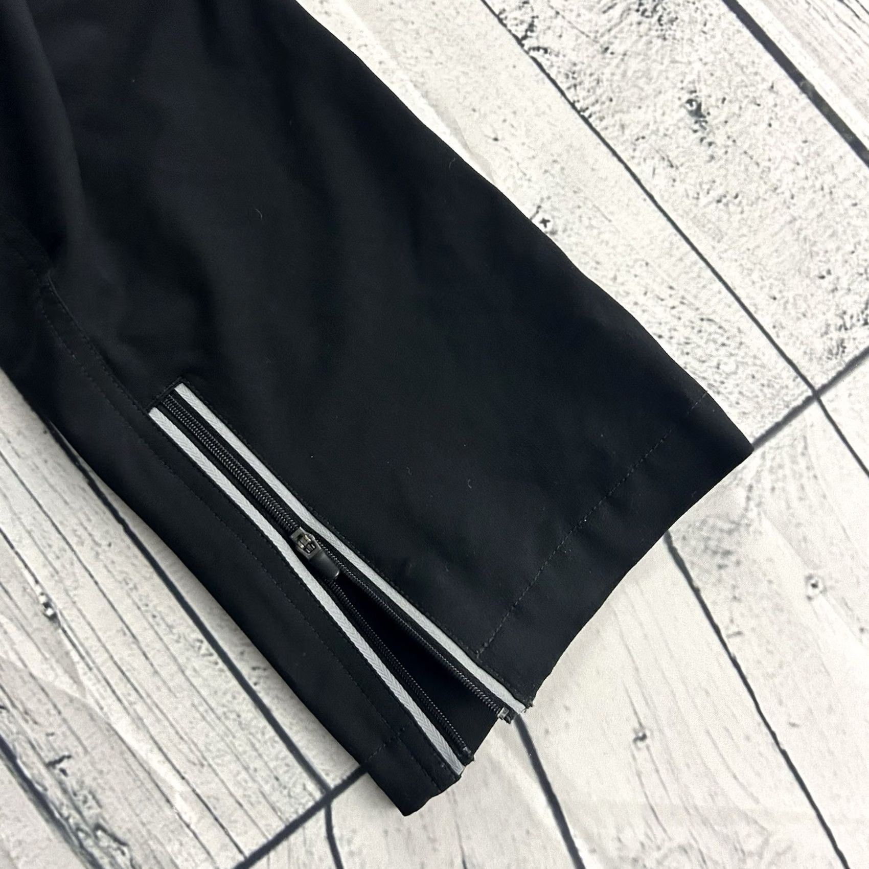 Patagonia Patagonia Traverse Ankle Zip Pants Men's Small Black Jogger Activewear Pants Mens Small Black Patagonia Traverse Size US 29 - 7 Thumbnail