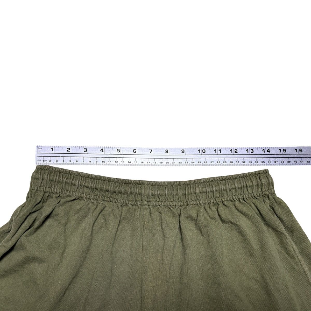 Nike Vintage Y2K Nike Army Green Gym Shorts Cotton Mens XL Size US 32 / EU 48 - 4 Thumbnail