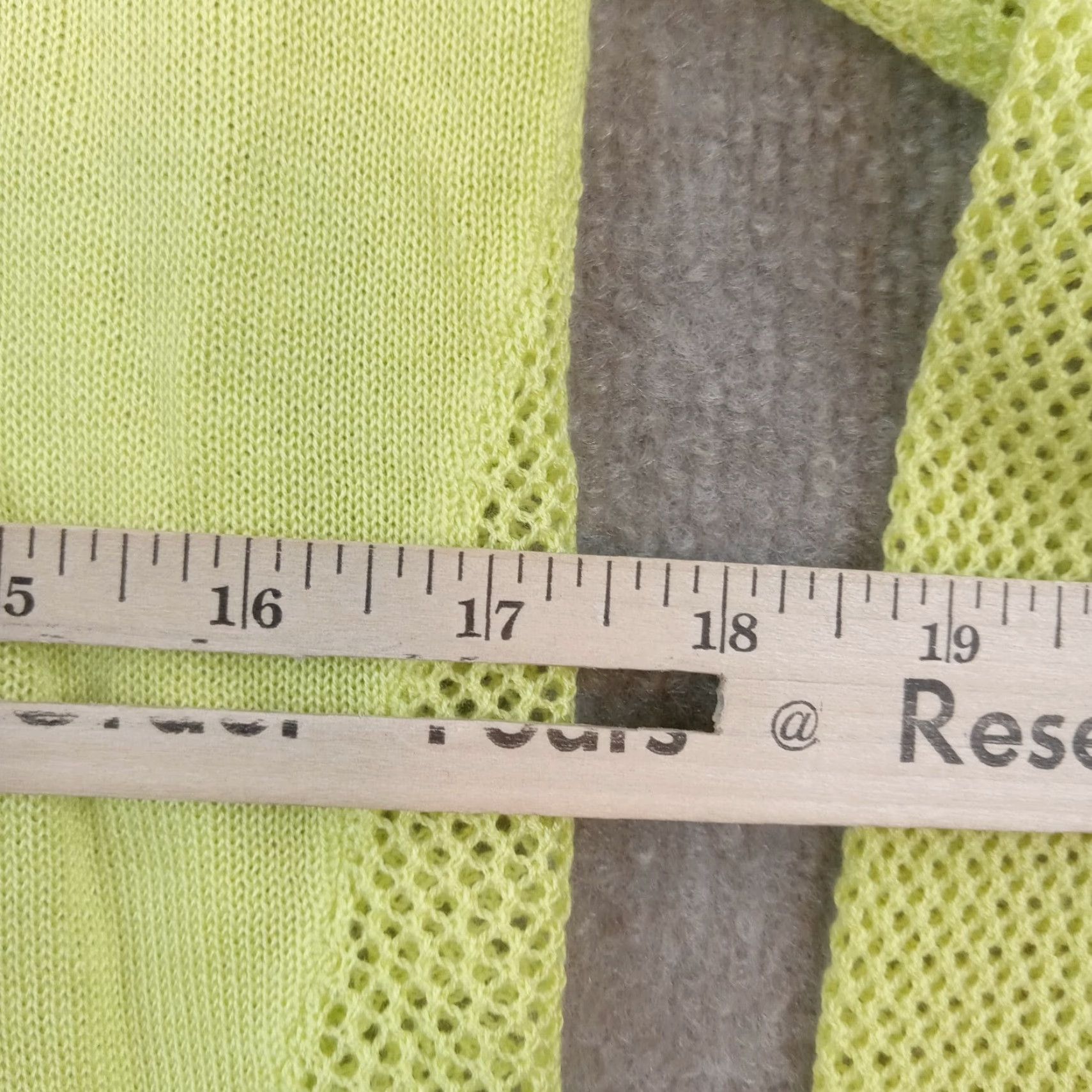 Vintage CAbi Womens Medium Yellow Long Sleeve Crew Neck Lightweight Mesh T-Shirt Size M / US 6-8 / IT 42-44 - 4 Thumbnail