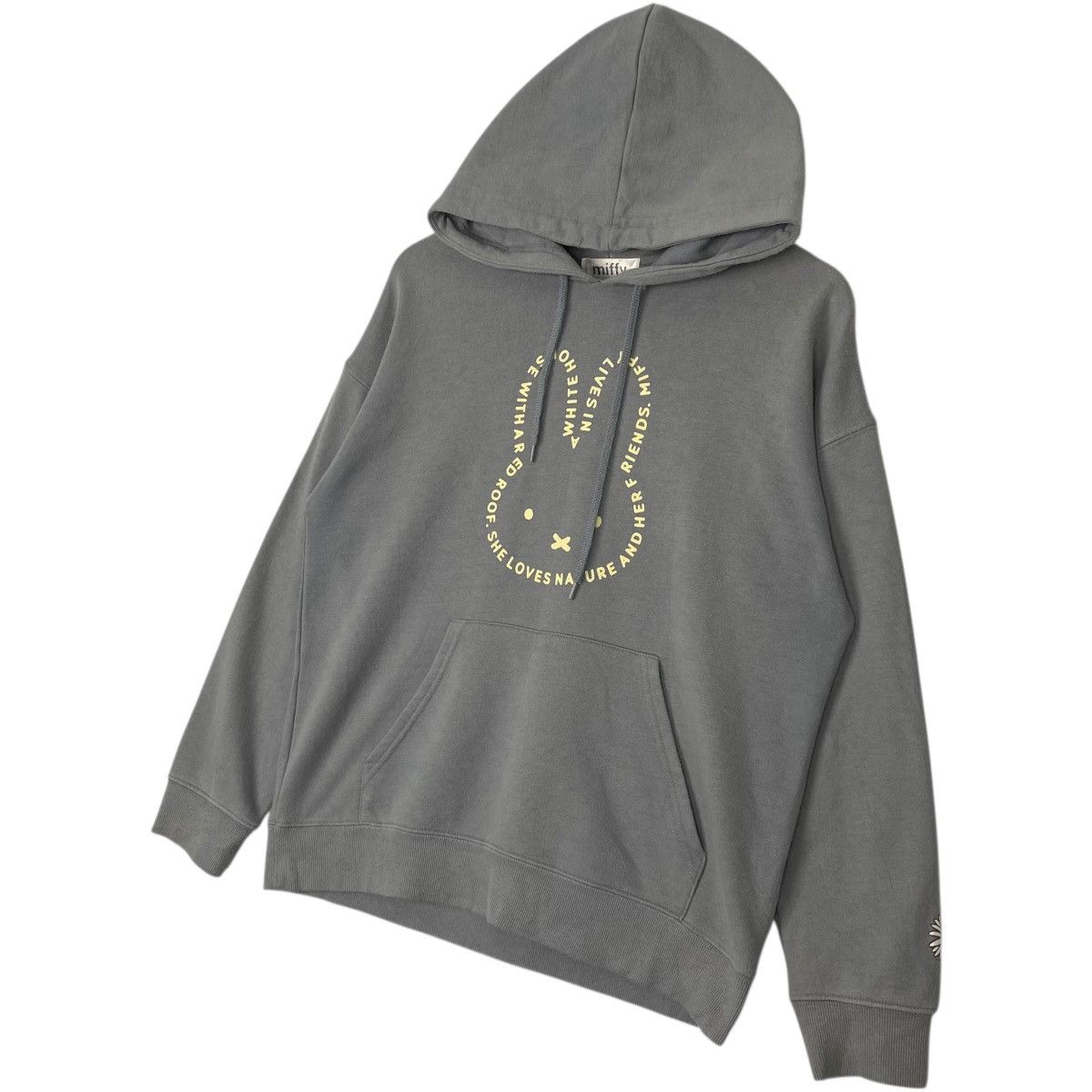 Vintage Vintage Miffy Hoodie Sweater Gray Pullover Jumper Size M Size M / US 6-8 / IT 42-44 - 2 Thumbnail