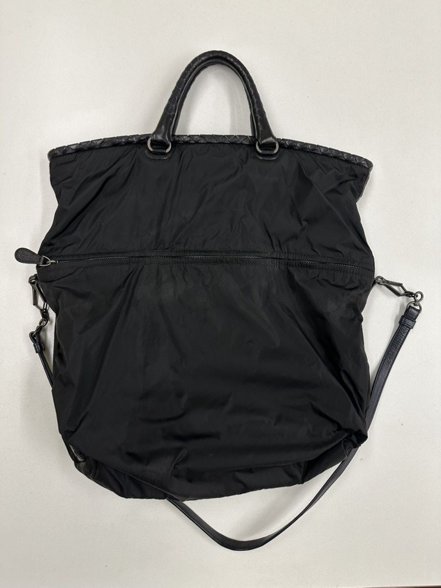 Bottega Veneta Bottega veneta 2000s nylon leather flip bag in dark navy Size ONE SIZE - 3 Thumbnail