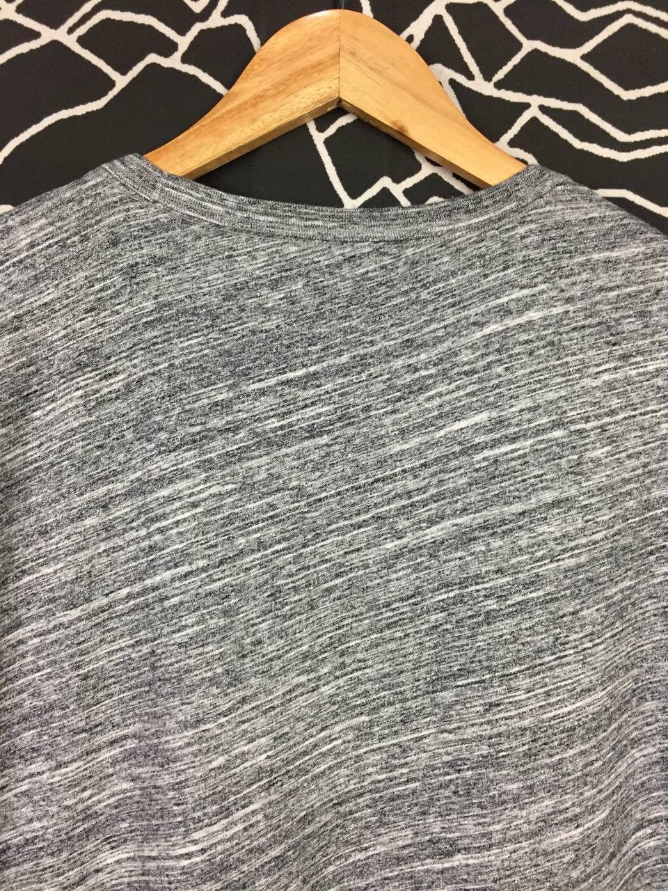 Gap × Vintage GAP Embroidered Logo Essential Tee Size L Size US L / EU 52-54 / 3 - 6 Thumbnail