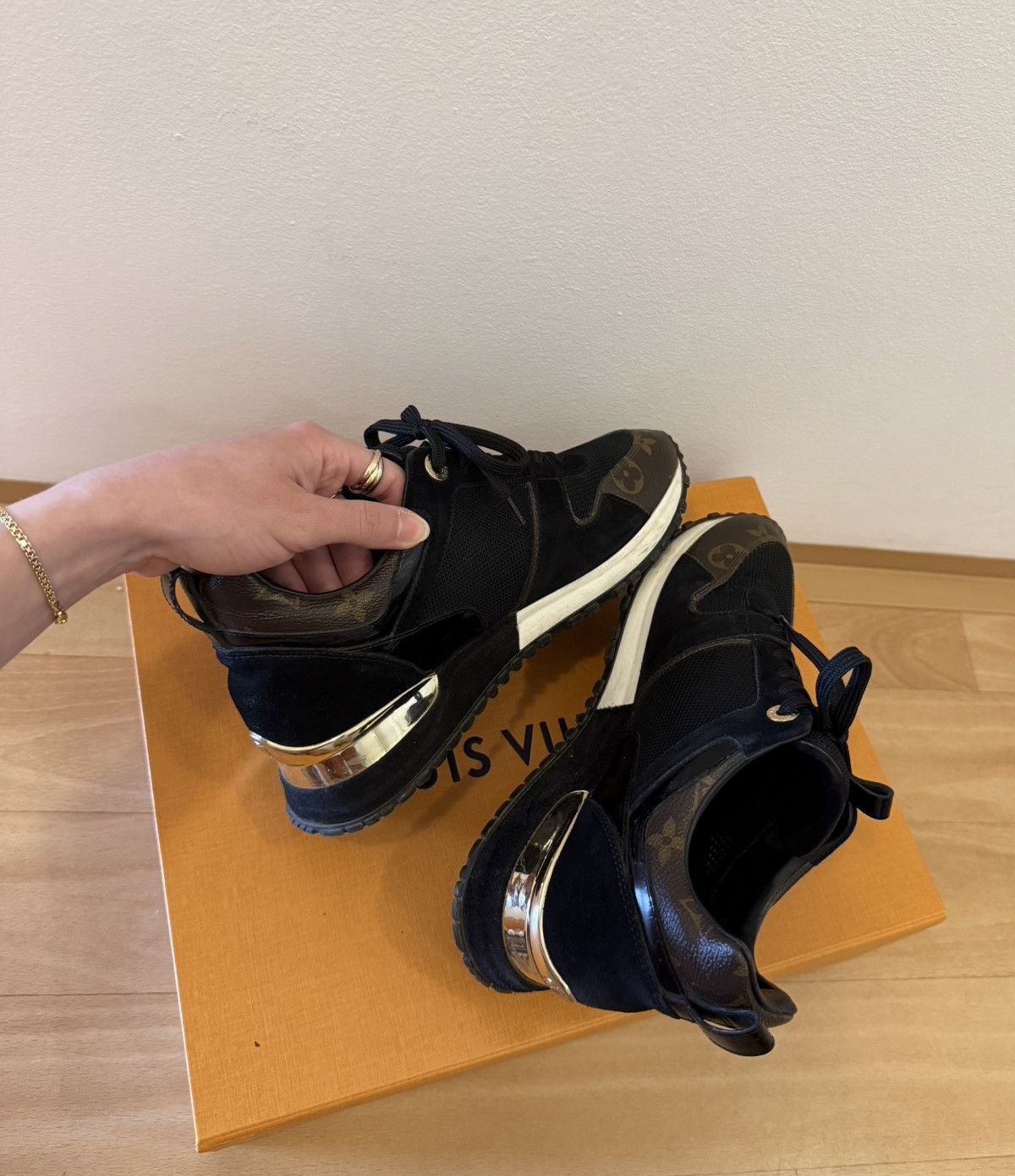 Louis Vuitton Louis Vuitton Runaway sneakers Size US 6 / IT 36 - 7 Thumbnail