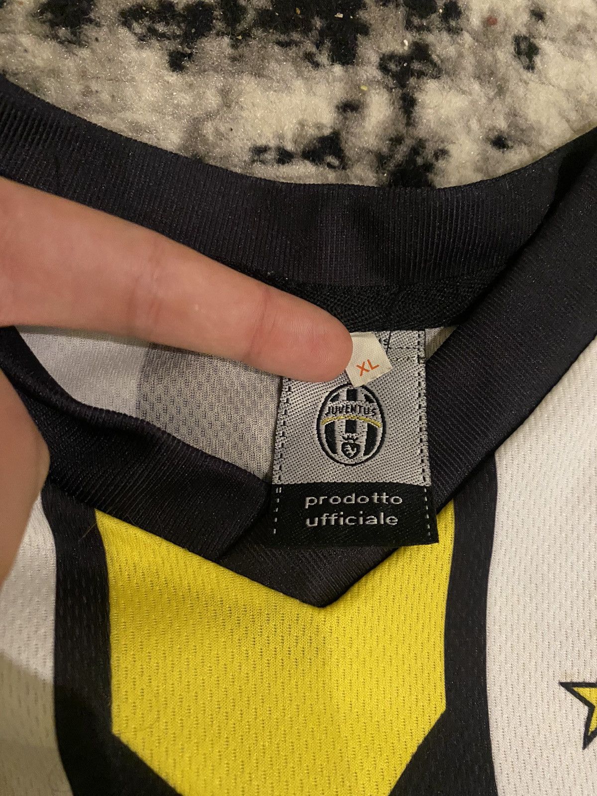 Vintage Juventus 2008-2009 Amauri Jersey Home Kit Vintage Blockcore Size US L / EU 52-54 / 3 - 5 Thumbnail