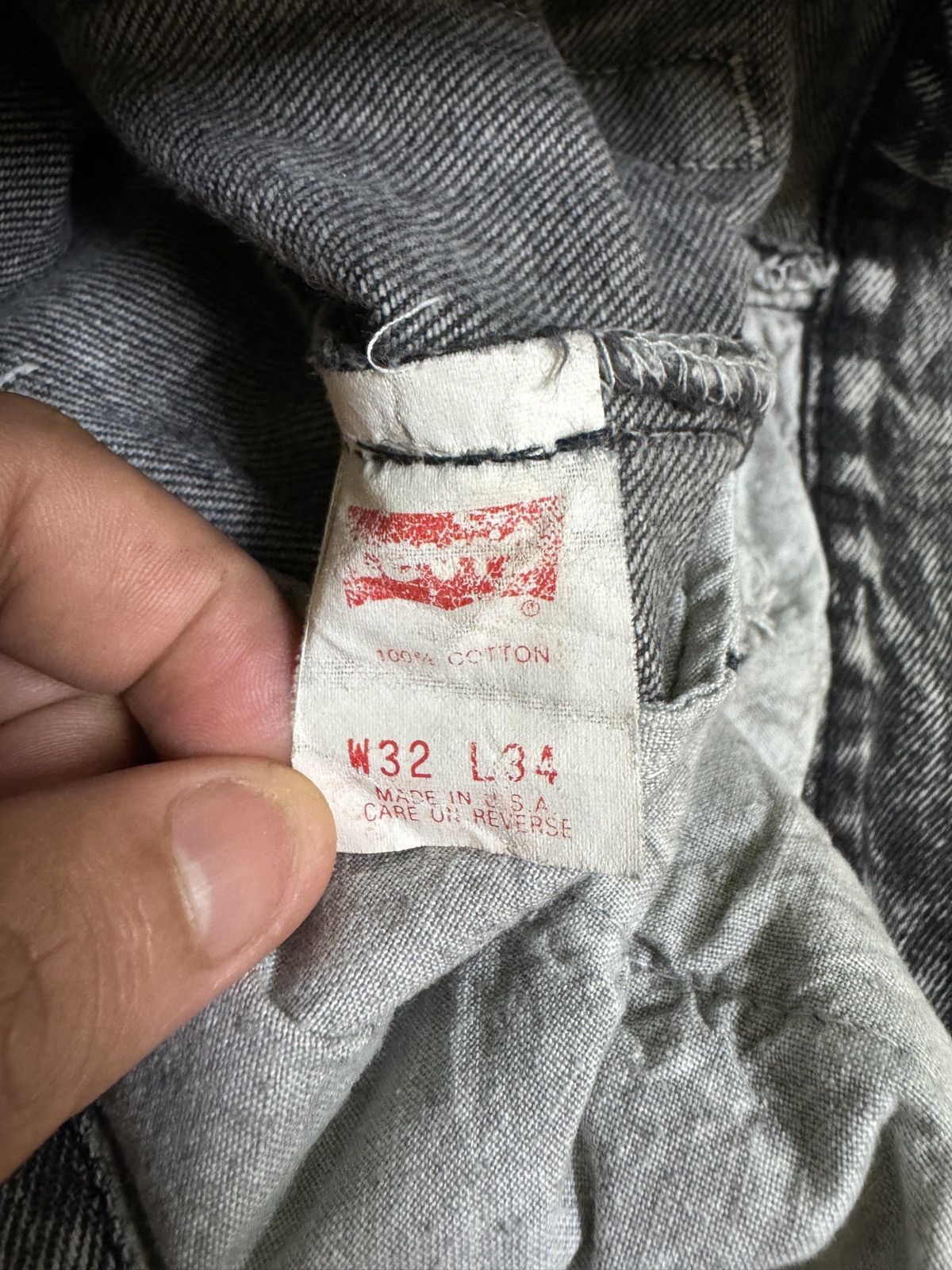 Levi's Vintage Clothing Vintage Levi’s 501 Grey Acid Wash Distressed Jeans Raw Hem Size US 31 - 16 Thumbnail