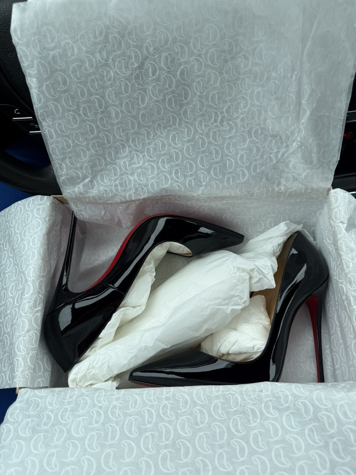 Christian Louboutin Christian Louboutin Size US 8.5 / IT 38.5 - 7 Thumbnail