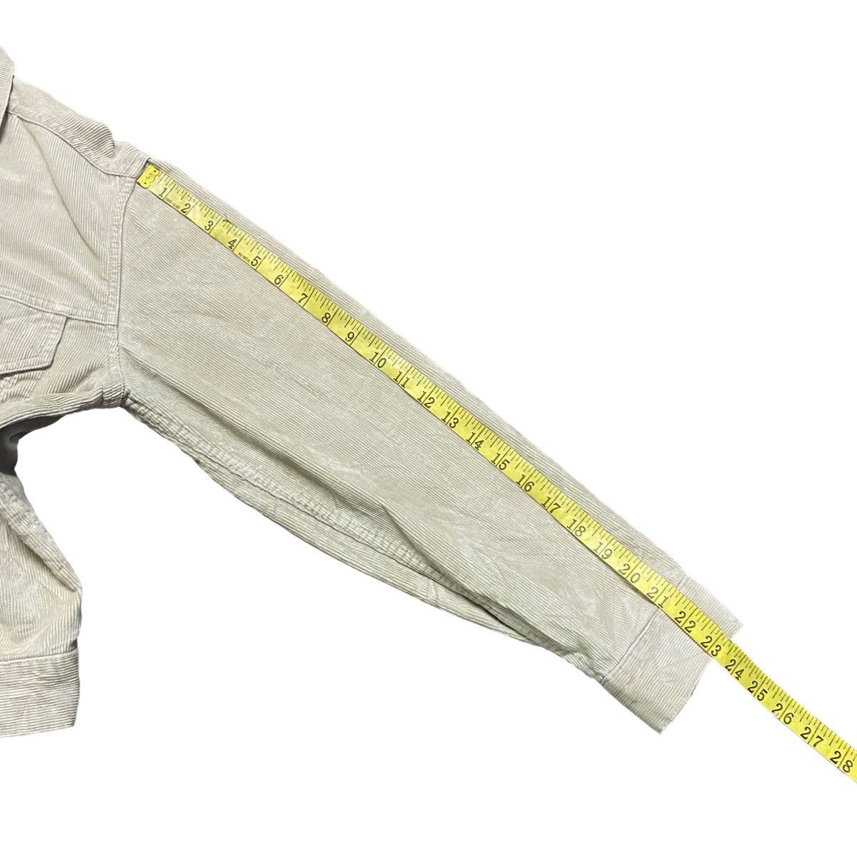 Levi's Vintage Levis Corduroy Trucker Jacket Whitetab Size US S / EU 44-46 / 1 - 12 Thumbnail