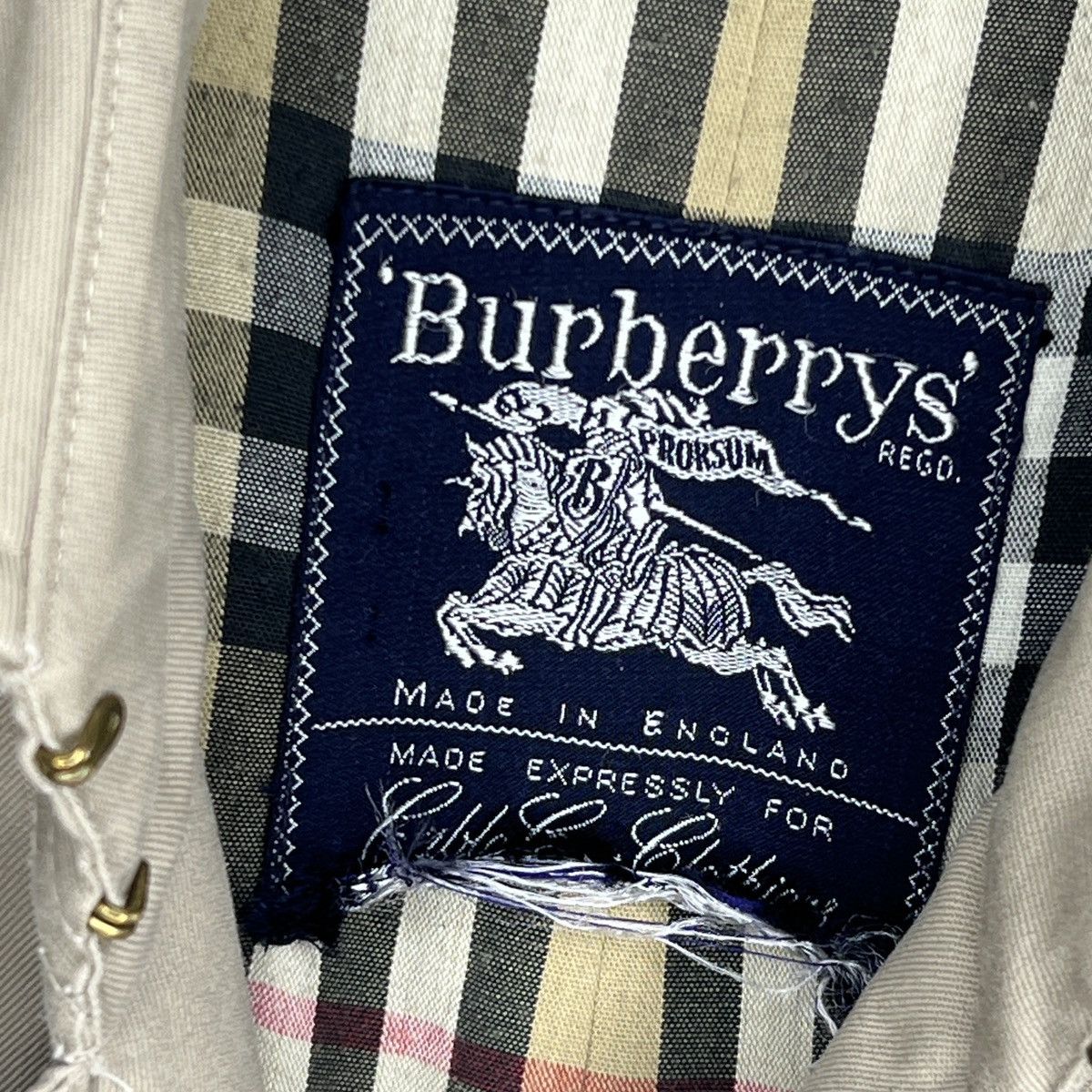 Burberry Vintage Burberry Trench Coat 90s Nova Check Beige Belted Size US M / EU 48-50 / 2 - 6 Thumbnail