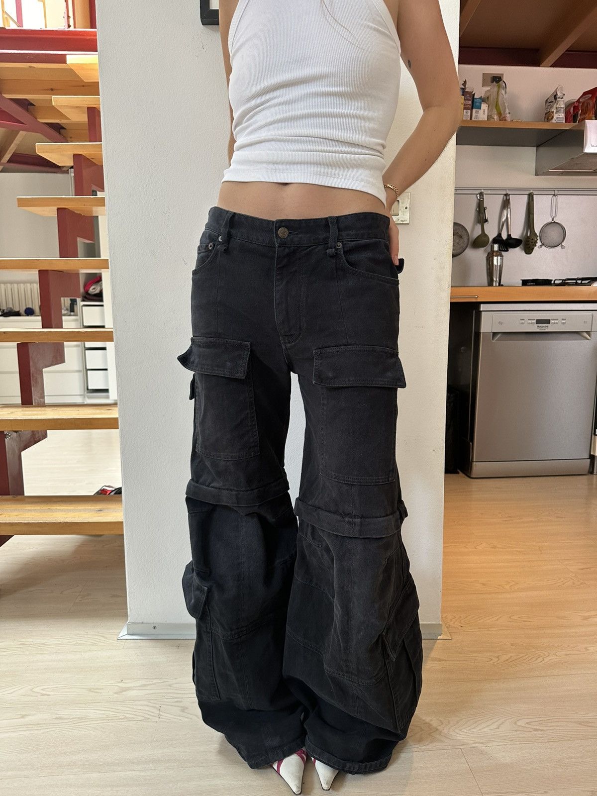 Balenciaga BALENCIAGA MEN'S CARGO PANTS IN BLACK Size US 27 - 3 Thumbnail