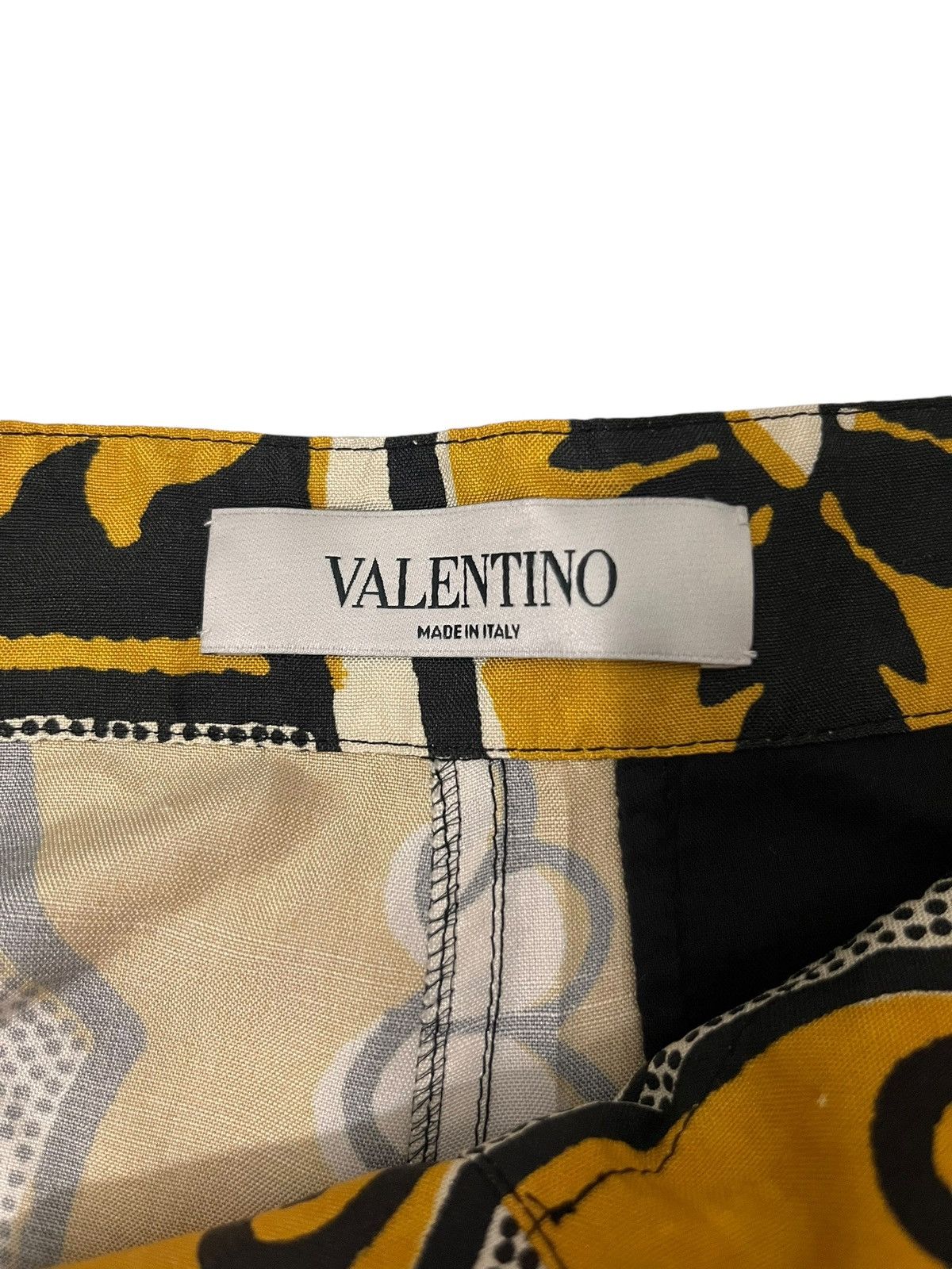 Valentino Rare Unworn Valentino Silk Floral Pants Size 28" / US 6 / IT 42 - 4 Thumbnail