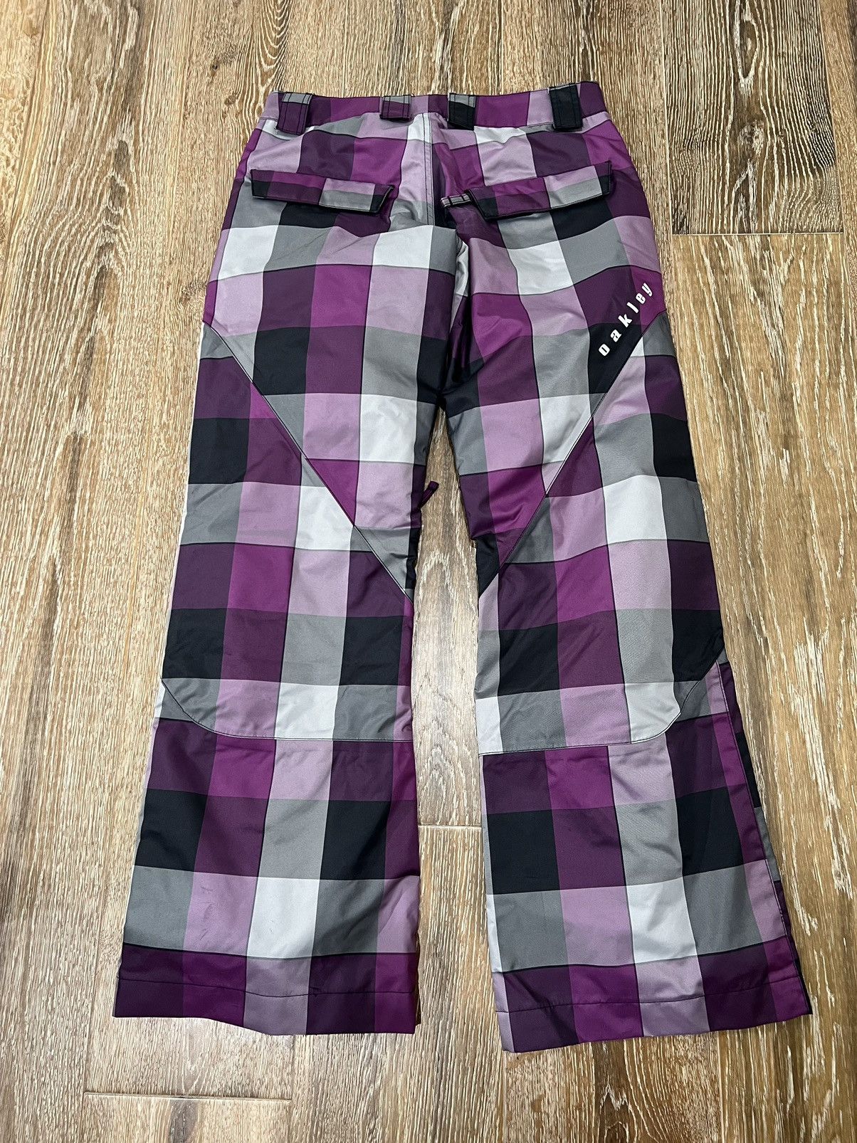 Oakley Oakley plaid snowboard pants Size 30" / US 8 / IT 44 - 2 Thumbnail