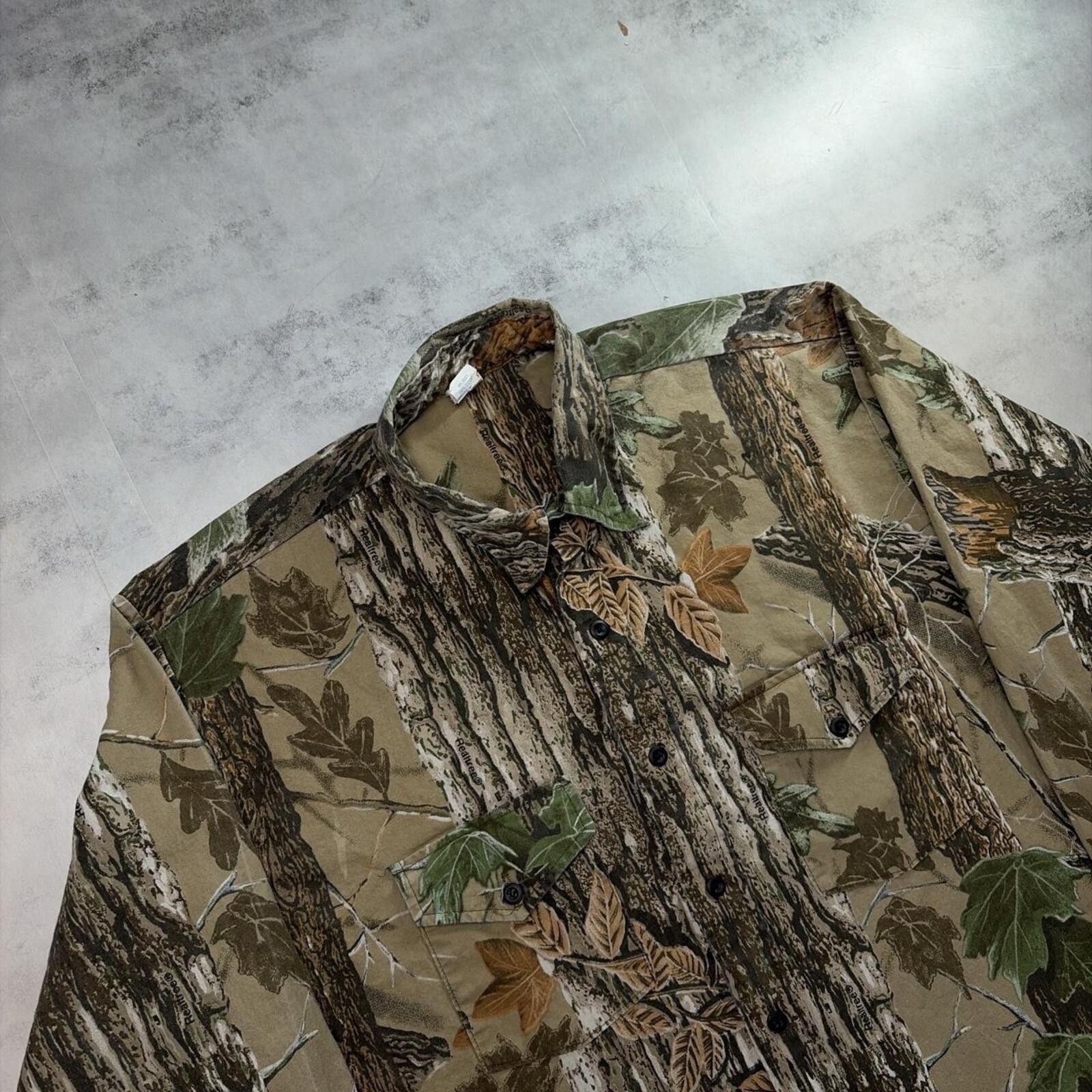 Realtree Vintage Realtree Grunge Hunting Long Sleeve Button Up Shirt Size US L / EU 52-54 / 3 - 5 Thumbnail