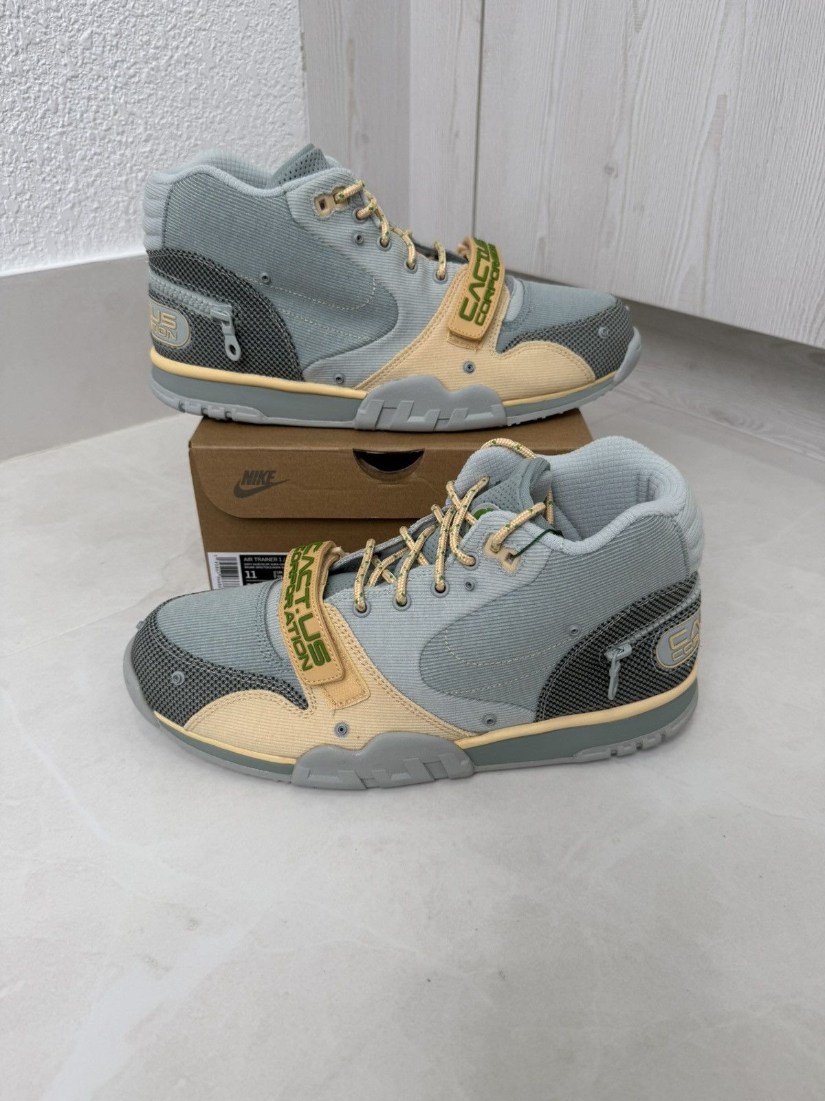 Nike × Travis Scott Nike Air Trainer 1 SP Travis Scott Grey Haze Size: US M 11 Size US 11 / EU 44 - 5 Thumbnail