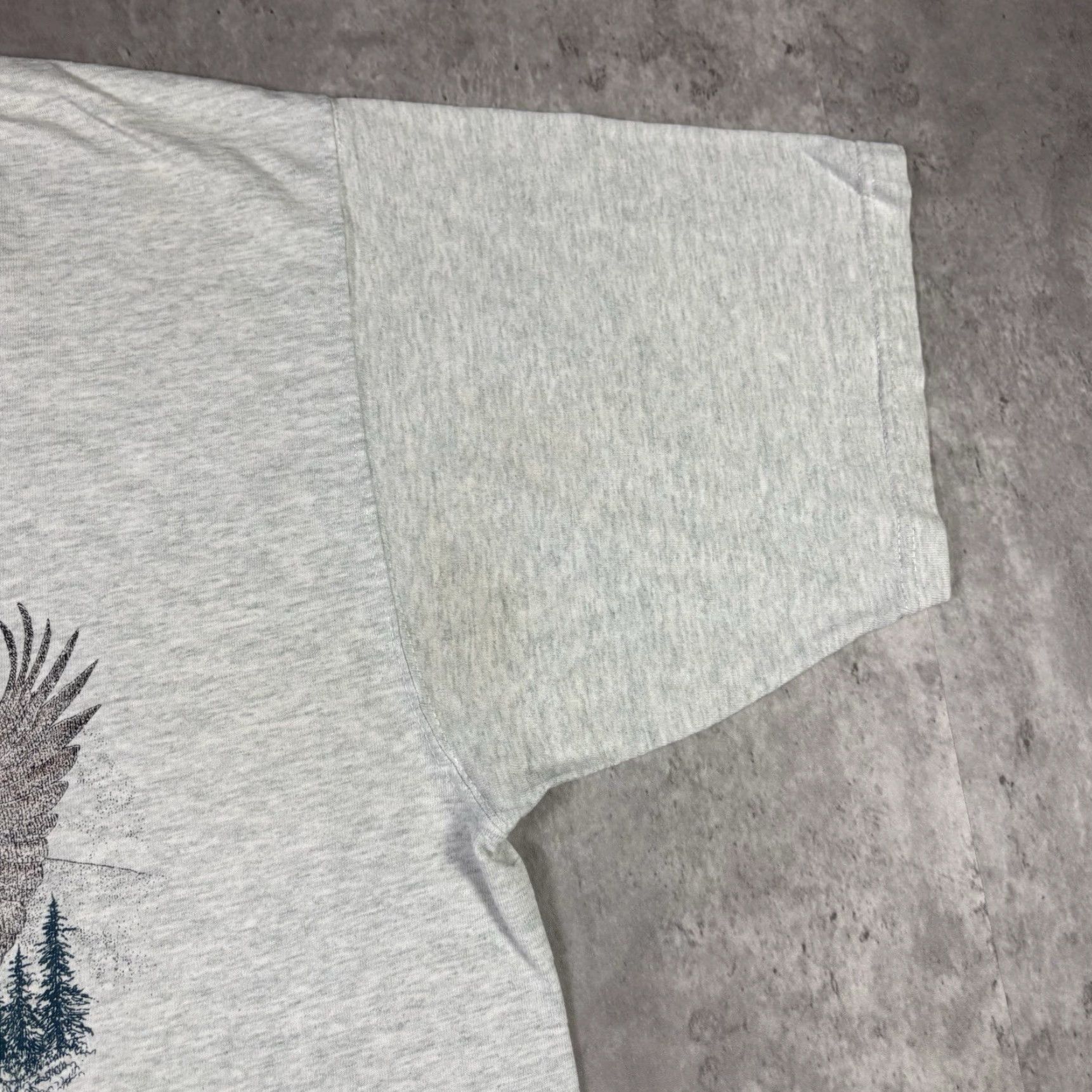 Fruit Of The Loom VINTAGE Bald Eagle Bird T Shirt Gray XL 90s Animal Print Cotton Fruit of the Loom Shirt Mens Crew Neck Short Sleeve Size US XL / EU 56 / 4 - 4 Thumbnail