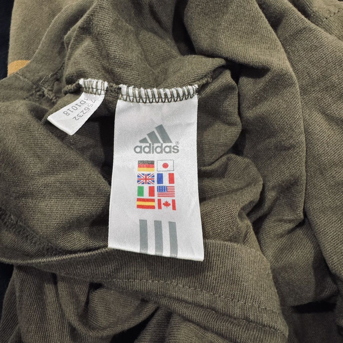 Adidas Vintage 2008 Adidas Big No 3 Size US M / EU 48-50 / 2 - 7 Thumbnail
