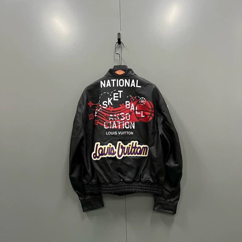 Louis Vuitton Louis Vuitton Basketball Logo Embroidered Leather Baseball Size US L / EU 52-54 / 3 - 2 Thumbnail