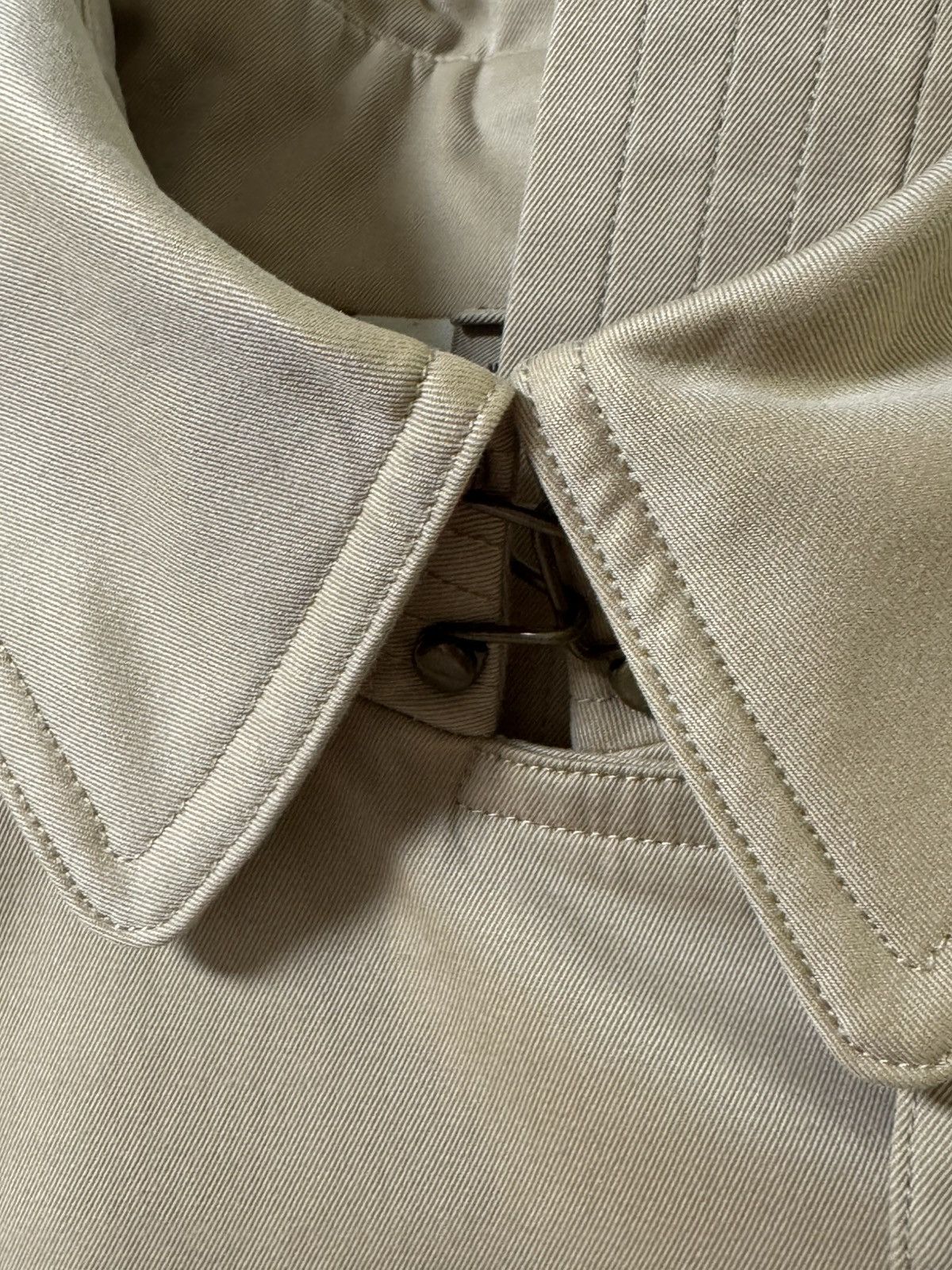 Burberry The Chelsea Heritage Trench Coat – Honey Beige