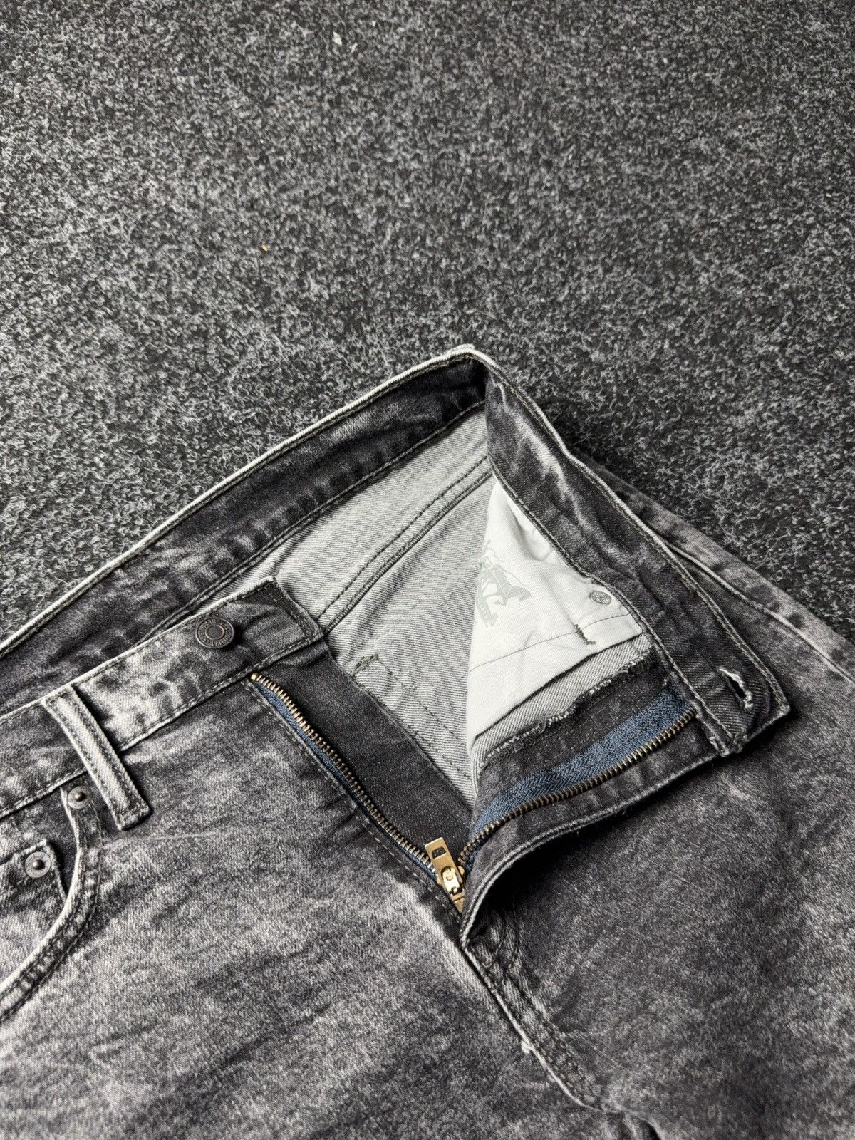 Levi's 00s Levi’s 510 Acid Wash Grey Denim Jeans W32 L32 Size US 32 / EU 48 - 8 Thumbnail