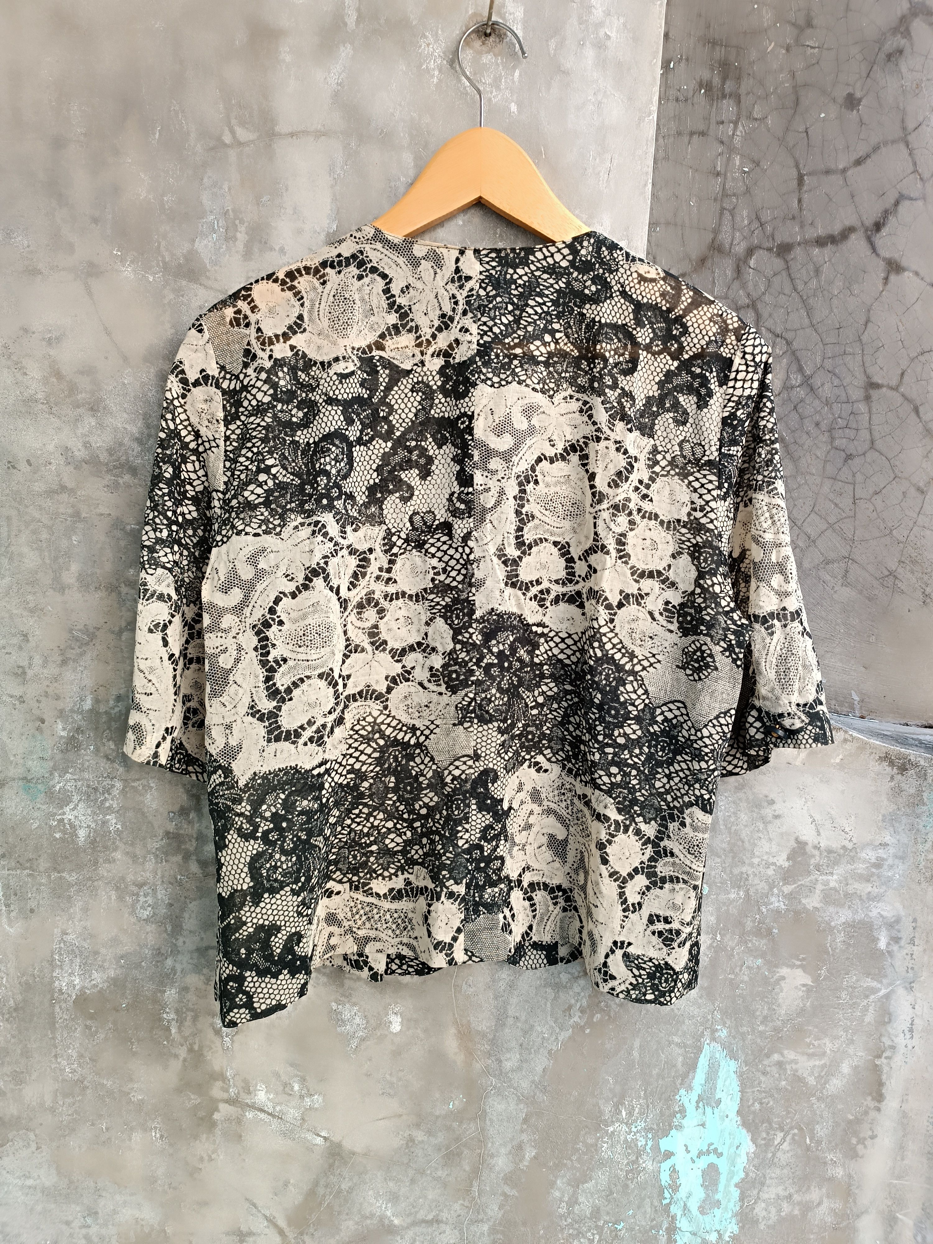 Japanese Brand MONET BOUTIQUE ANIMAL PRINT PYTHON TOP BLOUSE Size M / US 6-8 / IT 42-44 - 2 Thumbnail