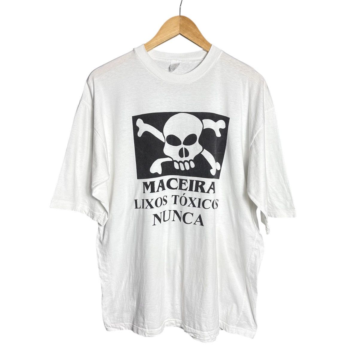 Vintage Vintage 90s Maceira Skull Graphic T-Shirt Size US XL / EU 56 / 4 - 1 Thumbnail