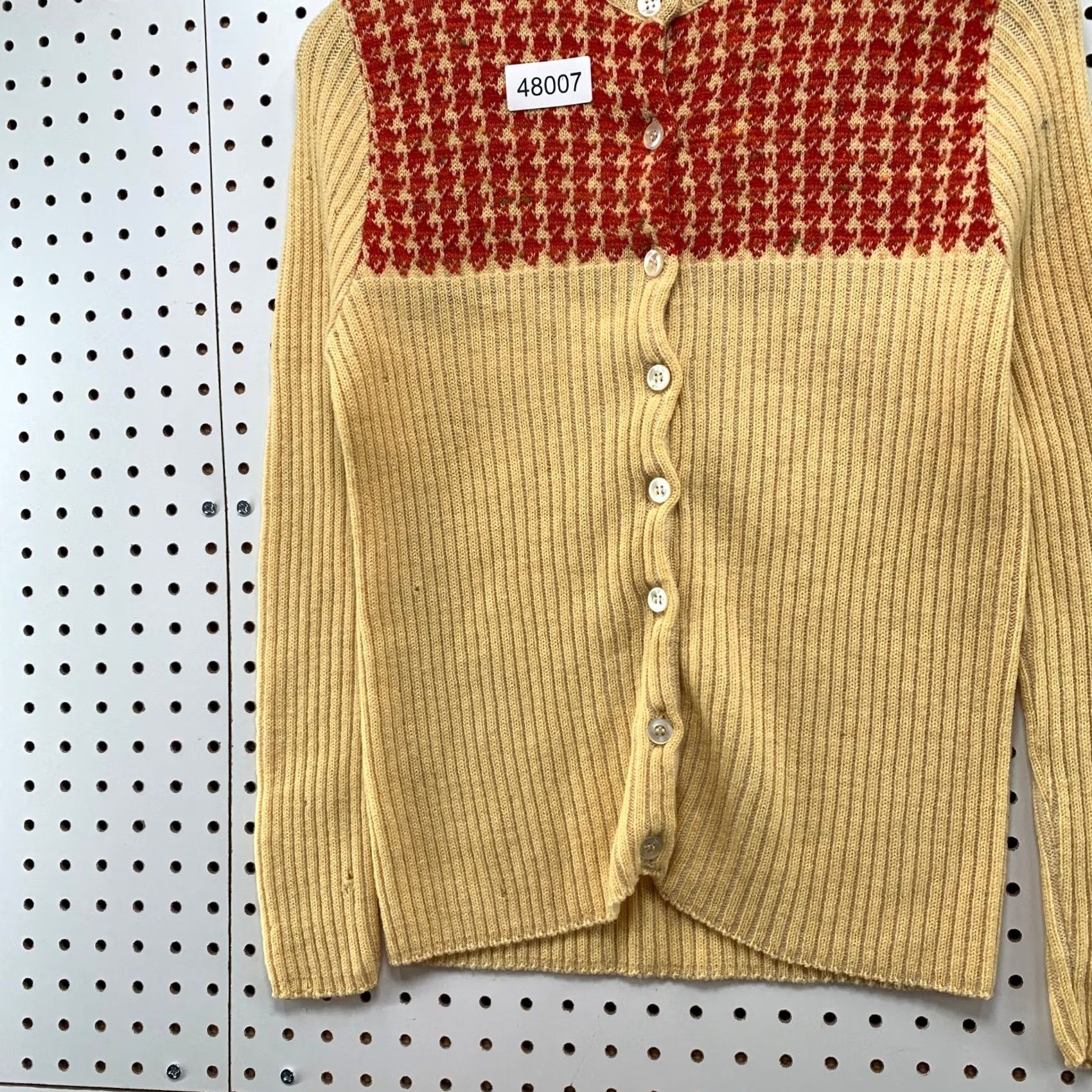 Vintage VINTAGE Koret California Cardigan Sweater Womens M bege Yellow Red Houndstooth Cardigan Mens Womens Girls Boys Size M / US 6-8 / IT 42-44 - 5 Thumbnail