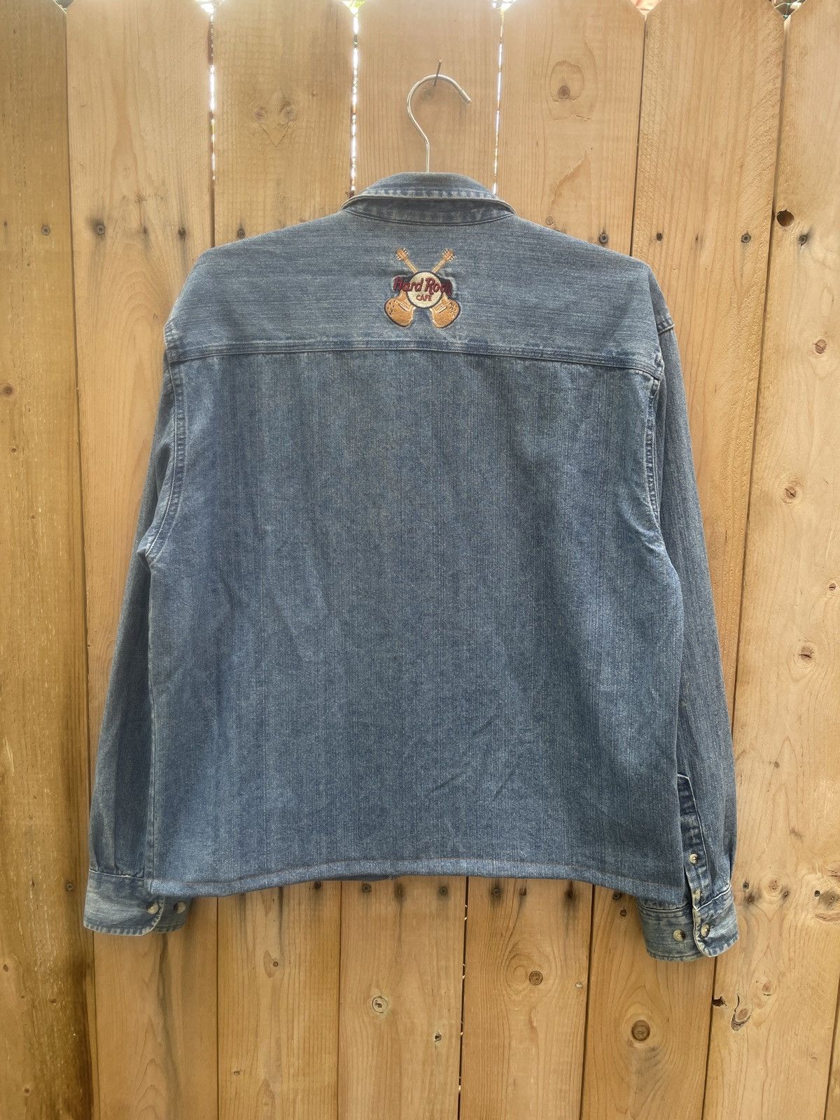 Hard Rock Cafe Custom Cropped Hard Rock Cafe denim buttonup Size US L / EU 52-54 / 3 - 2 Thumbnail
