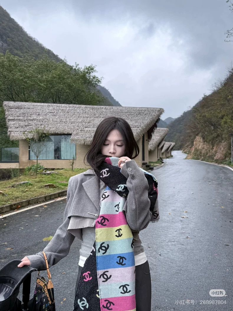 Chanel Chanel Rainbow full logo big logo double-sided cashmere sc Size ONE SIZE - 7 Thumbnail
