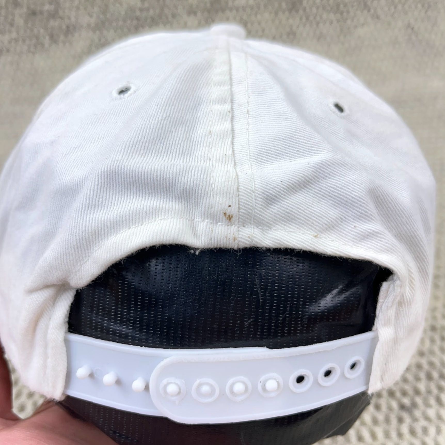 Vintage VINTAGE YoungAn Trucker Hat Cap Button Adjustable White Cotton Polyester 90s 80s 90s Advertising USA Mens Hat Size ONE SIZE - 5 Thumbnail