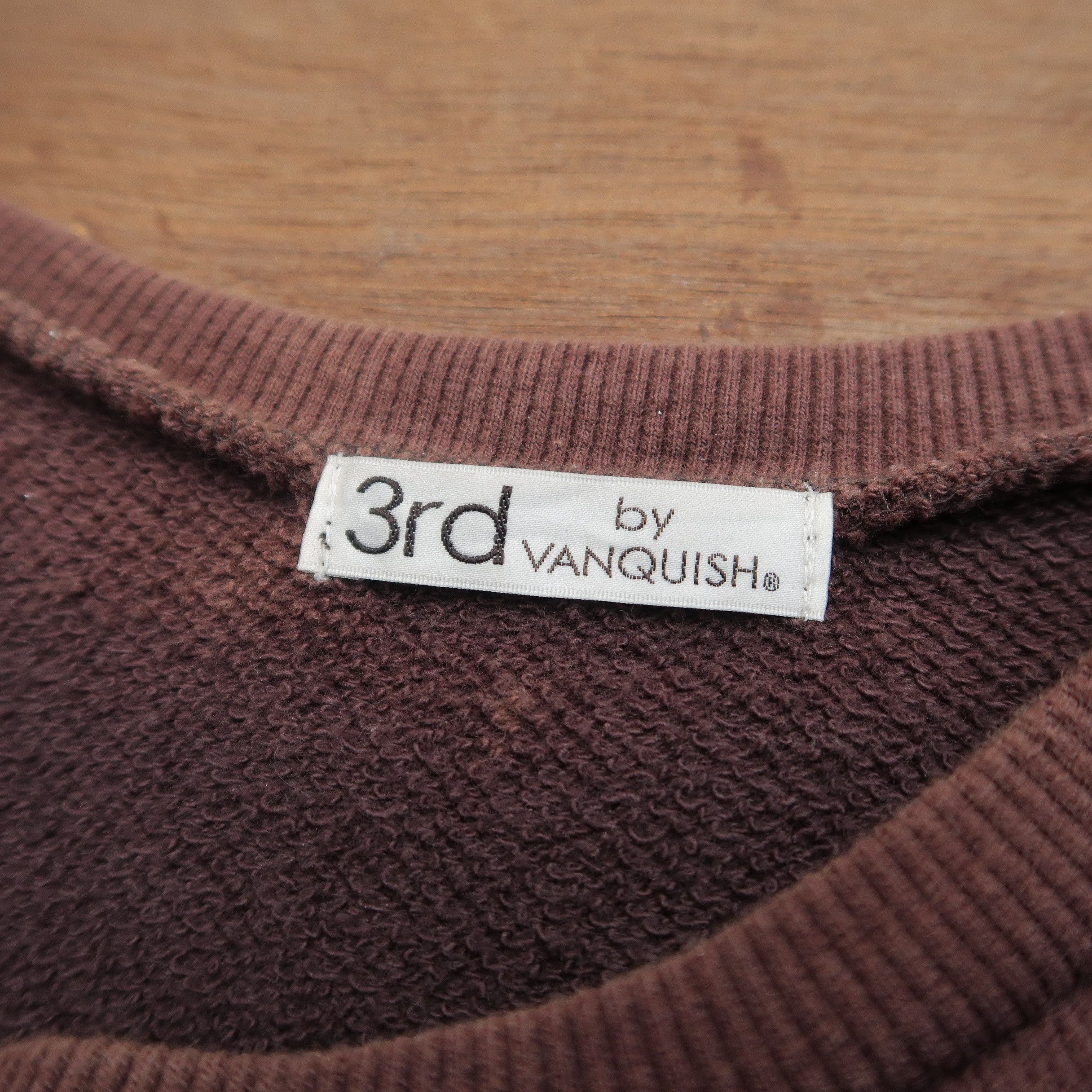 Japanese Brand 2000s Vanquish Japan Distressed Faded Shoulder Hole Size US L / EU 52-54 / 3 - 4 Thumbnail