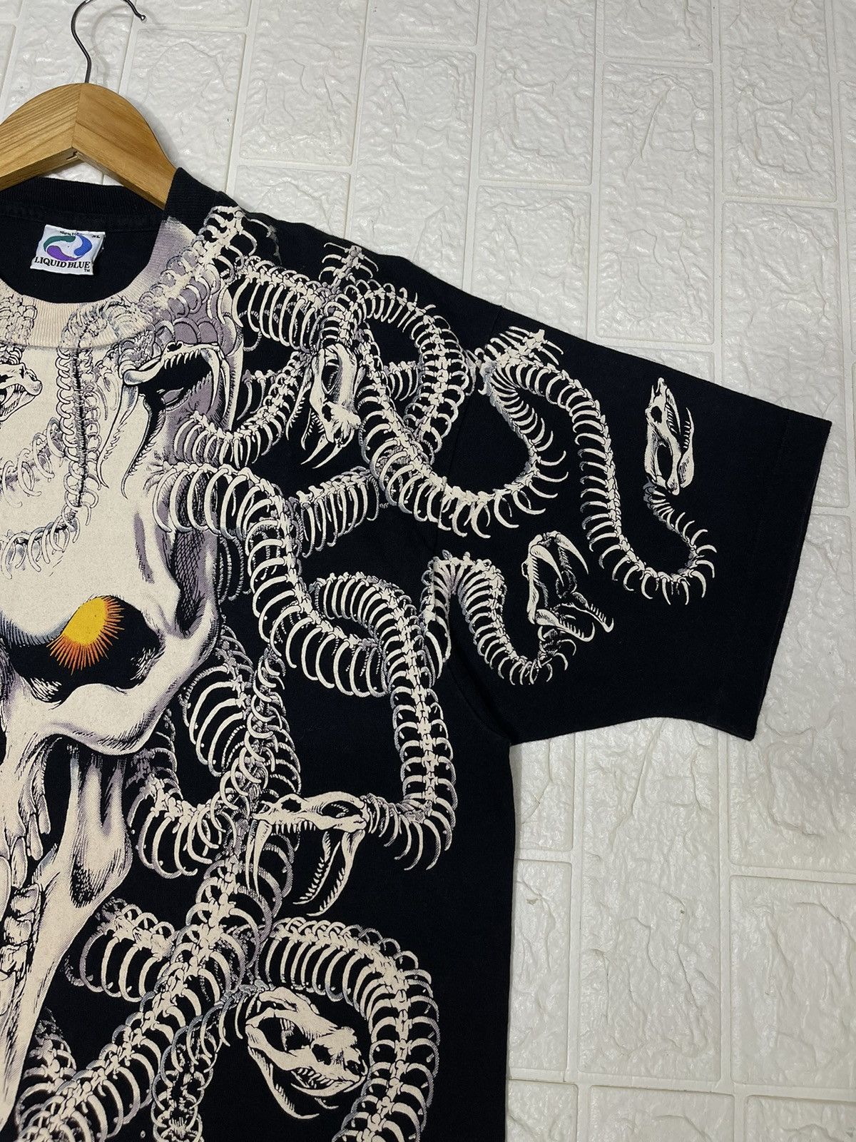 Band Tees × Liquid Blue × Vintage Vintage Liquid blue skull snake Over Print Size US XL / EU 56 / 4 - 12 Thumbnail