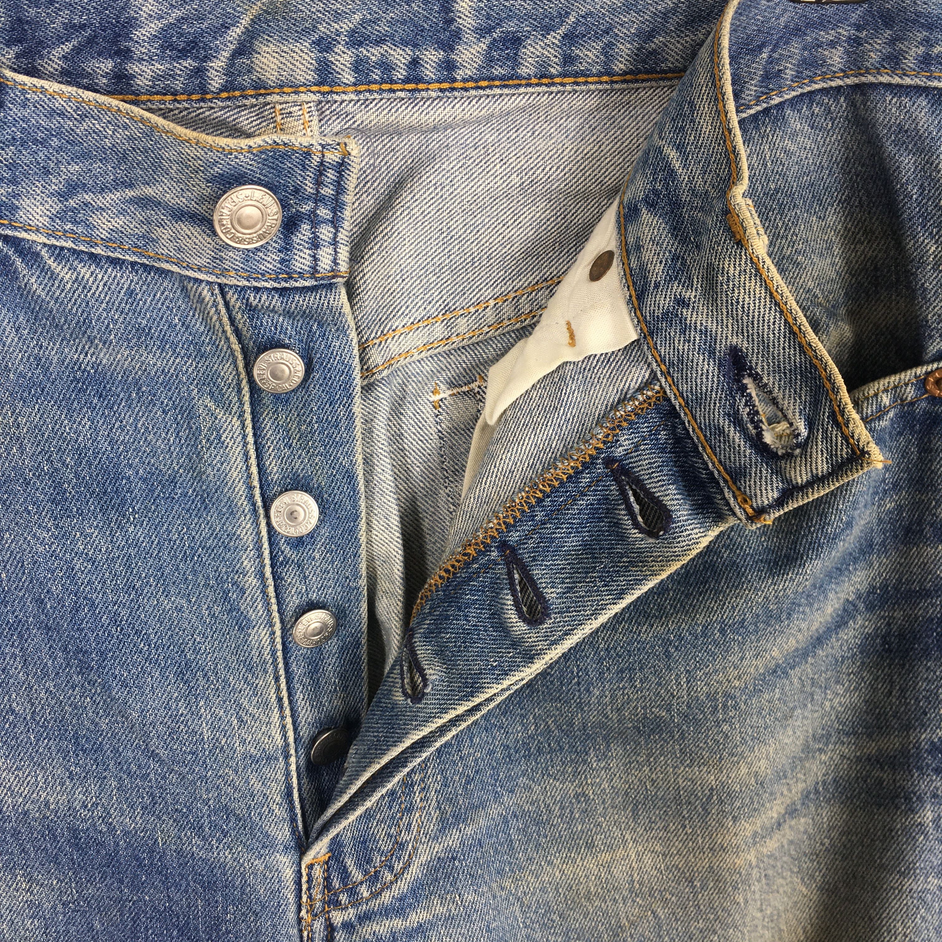 Levi's Size 31x30.5 Vintage 90s Levi's 501 Faded Blue Jeans S19 Size US 31 - 6 Thumbnail