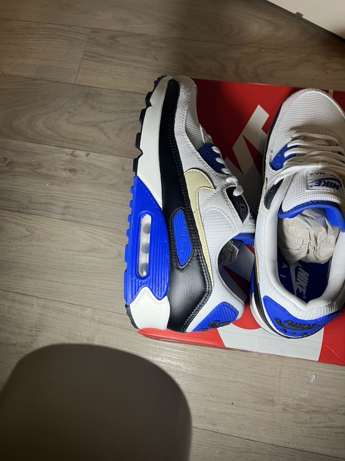 Nike Nike air max 90s PRM Size US 11 / EU 44 - 4 Thumbnail