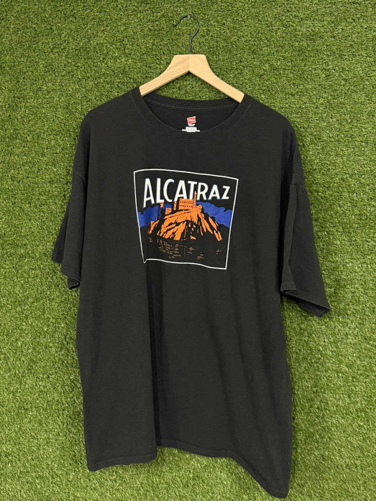 Vintage Vintage Alcatraz Prison Jail Black Hanes Art Tee 2Xl XXL San Size US XXL / EU 58 / 5 - 1 Thumbnail