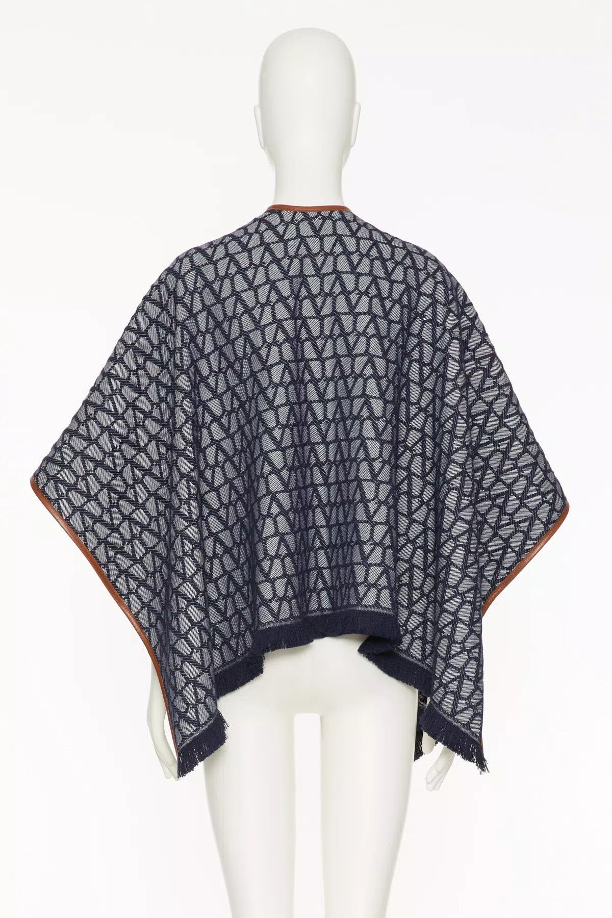 Valentino oc11z0725 Size:OS/ Poncho in Navy Blue Size S / US 4 / IT 40 - 2 Thumbnail