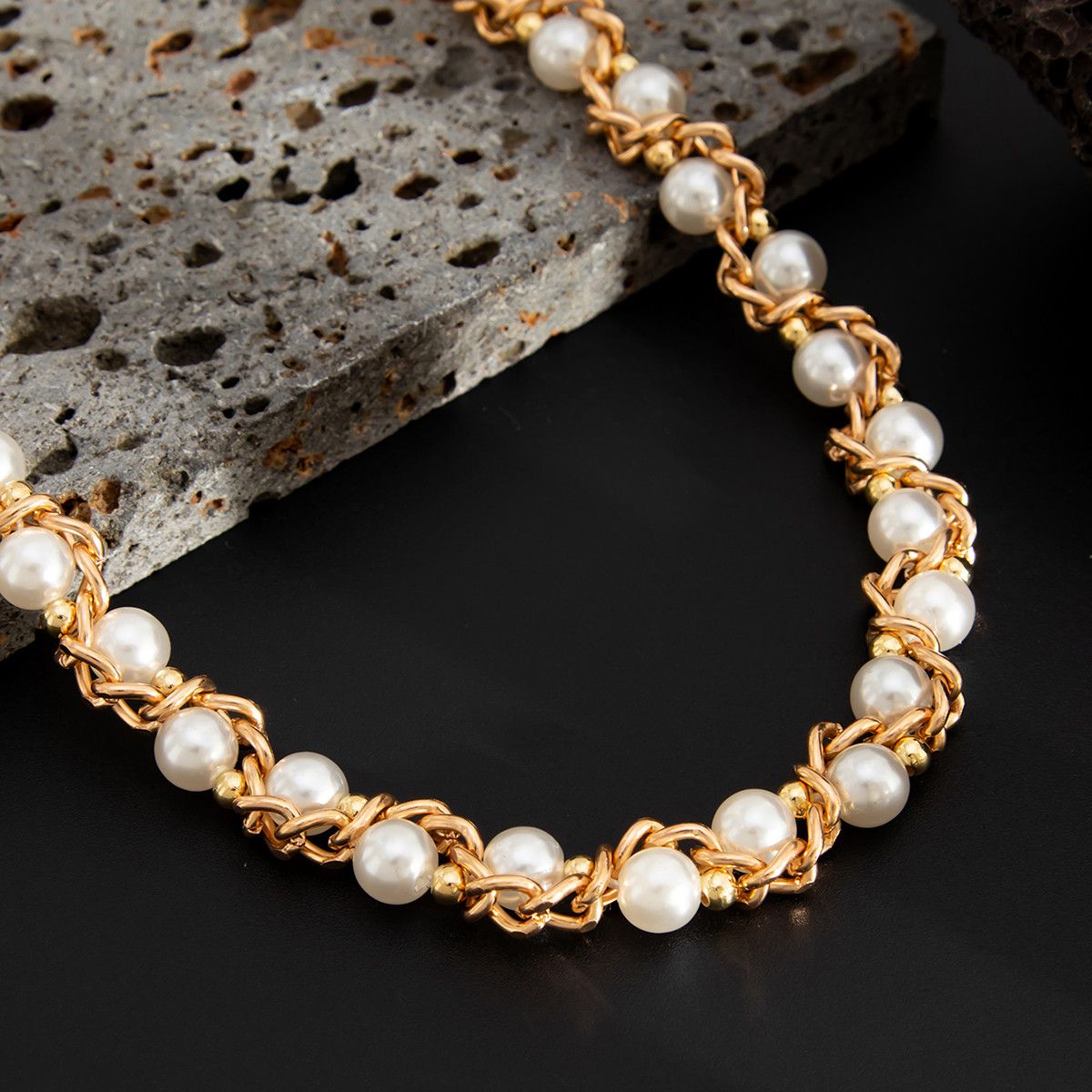 Vintage Hip Hop Imitation Pearl Waist Chain Size ONE SIZE - 5 Thumbnail