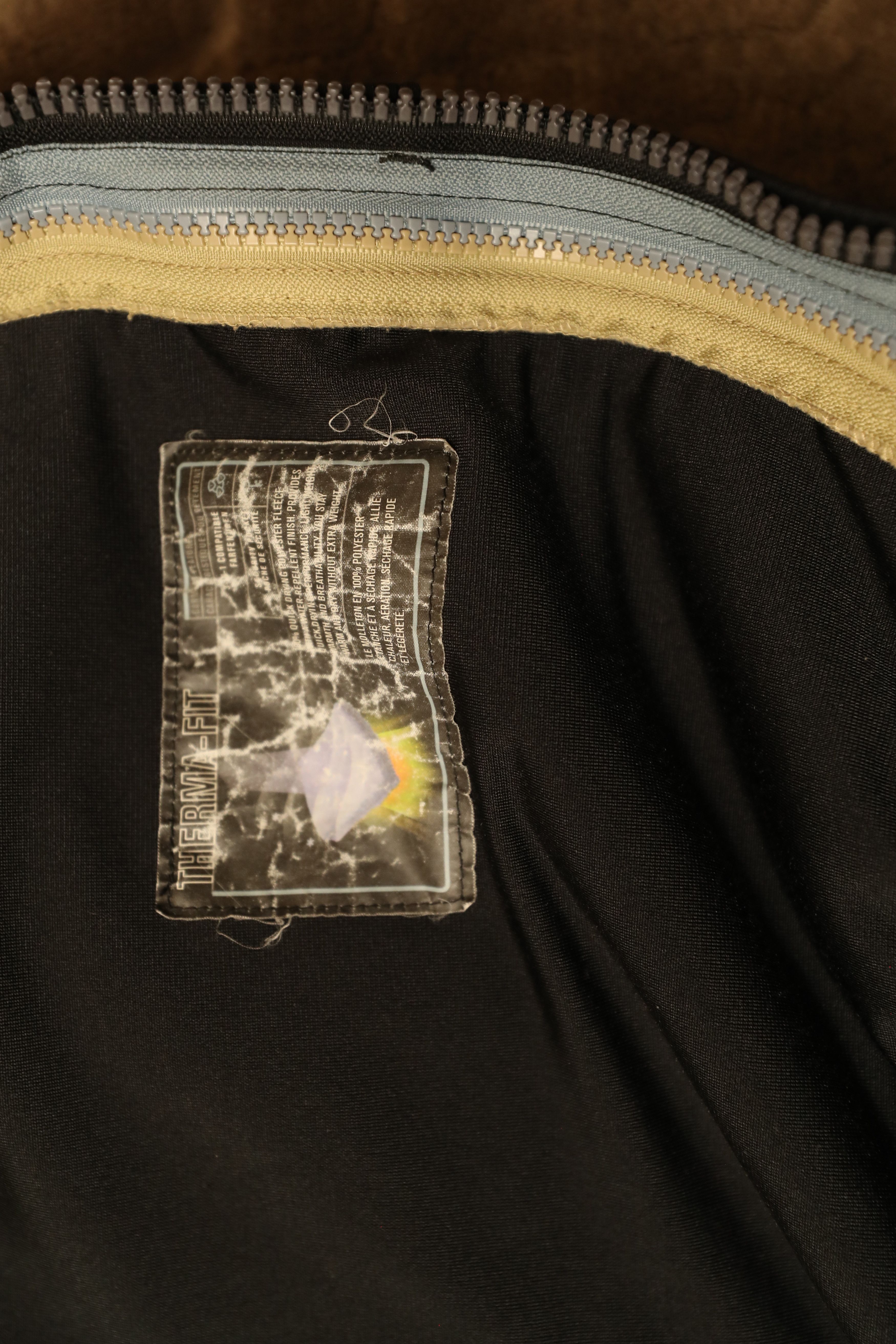 Nike ACG Vintage Nike ACG Storm Fit ThermaLayer Snowboard Jacket (L) Size US L / EU 52-54 / 3 - 23 Thumbnail