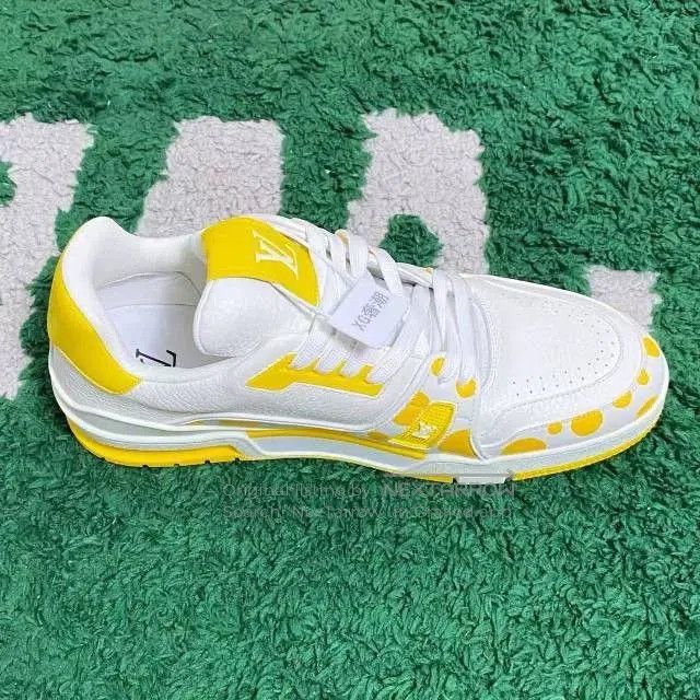 Louis Vuitton Yayoi Kusama x Louis Vuitton Trainer. Size US 9 / EU 42 - 6 Thumbnail