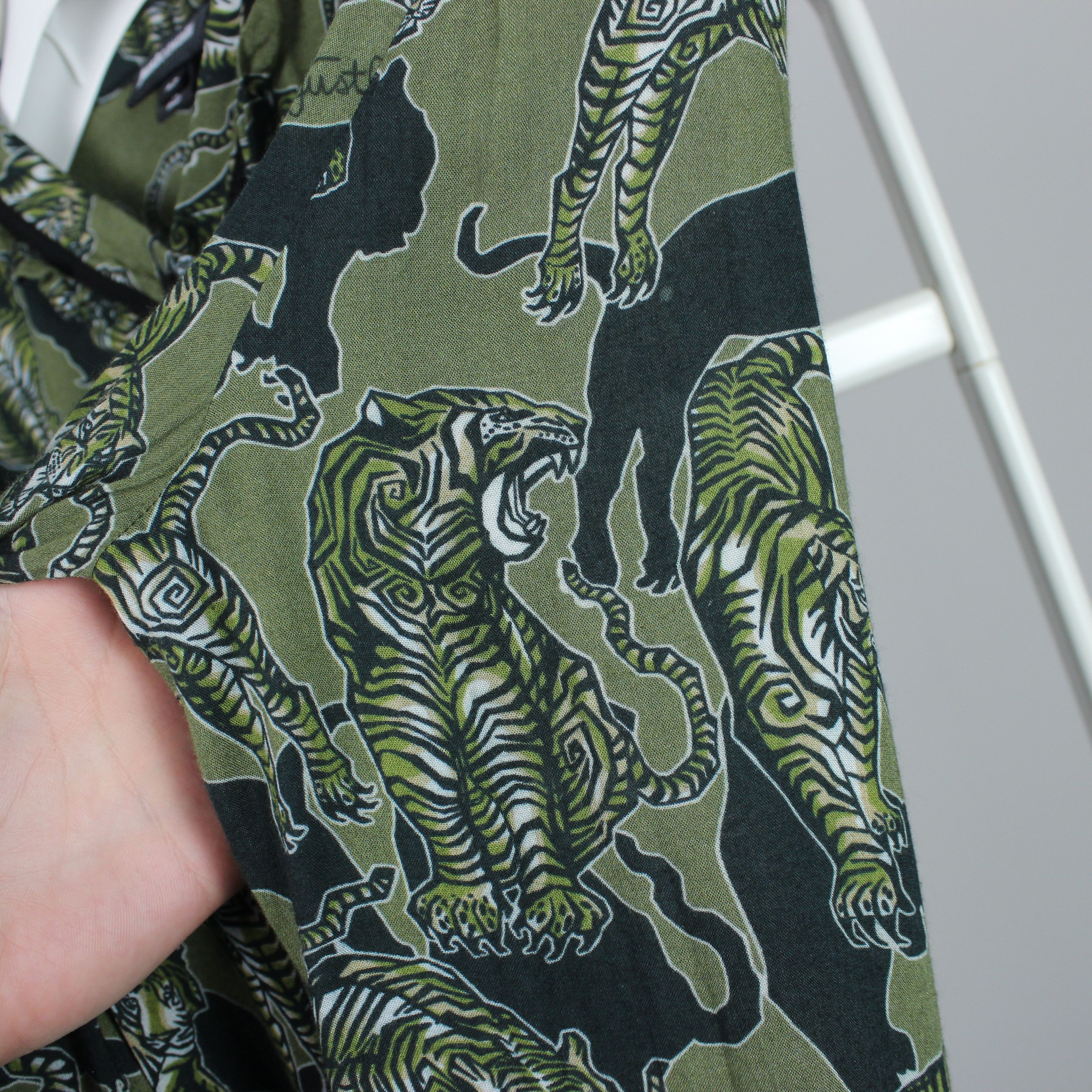 Just Cavalli Just Cavalli Multi Color tigers long sleeve blouses shirt 42 Size M / US 6-8 / IT 42-44 - 7 Thumbnail