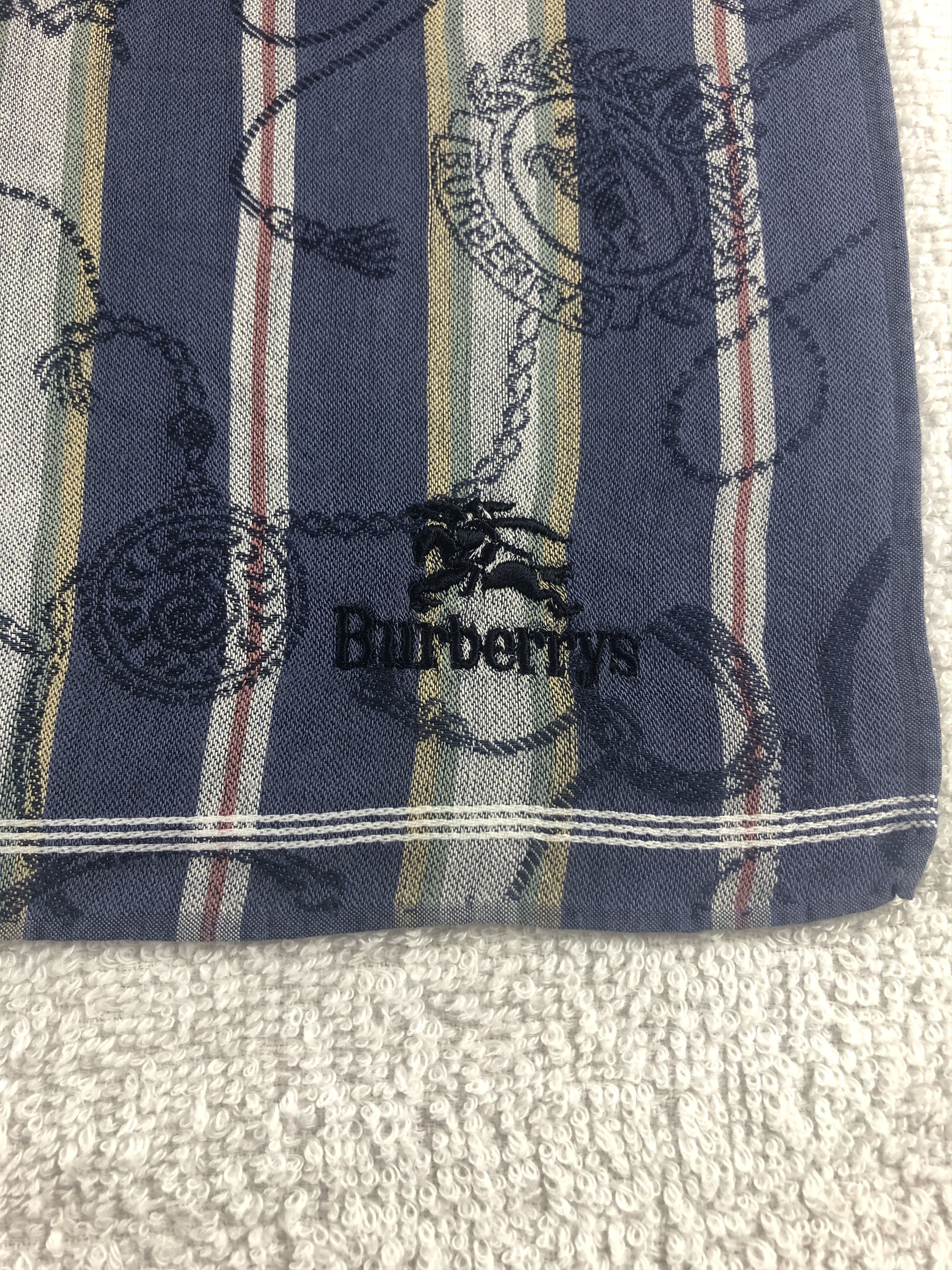 Burberry Burberrys Handkerchief / Bandana / Neckerchief Size ONE SIZE - 5 Thumbnail