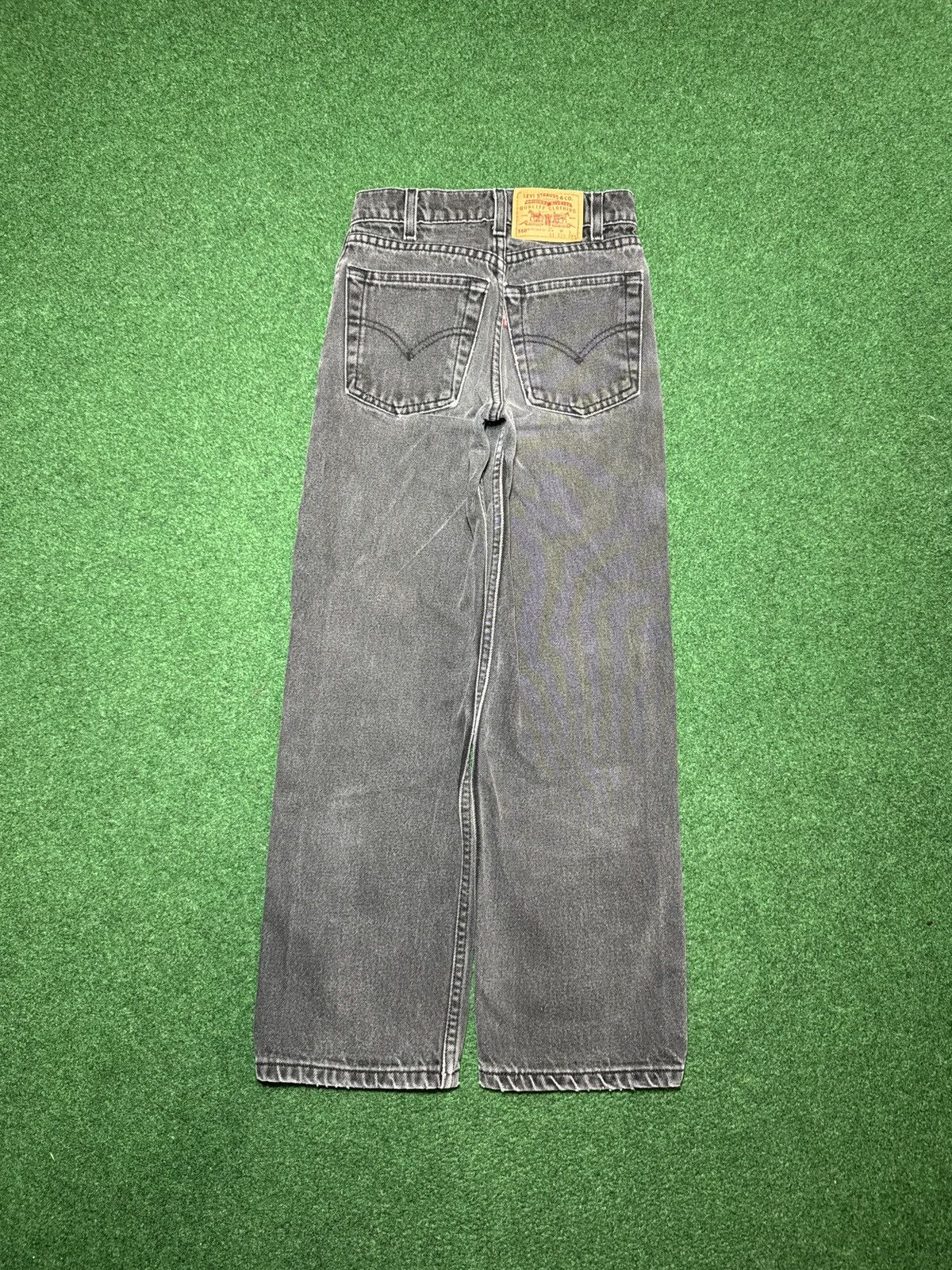 Levi's Vintage Clothing Vintage 90s Levi’s 550 Relaxed 23x26 Dark Wash Black Jeans Size 23" - 1 Thumbnail