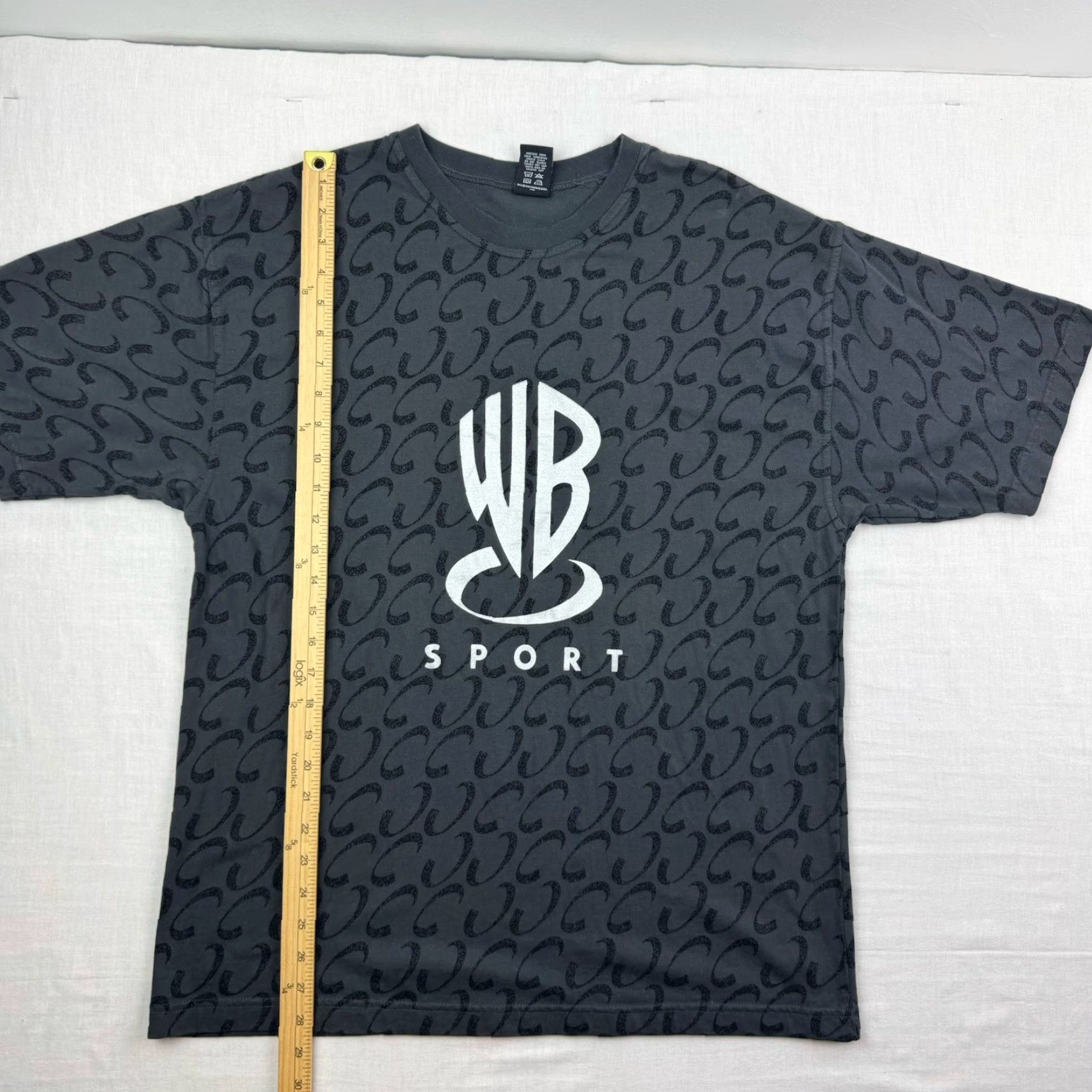 Vintage VINTAGE Warner Bros. Sport T Shirt Adult Large Gray All Over Print Graphic Size US L / EU 52-54 / 3 - 5 Thumbnail