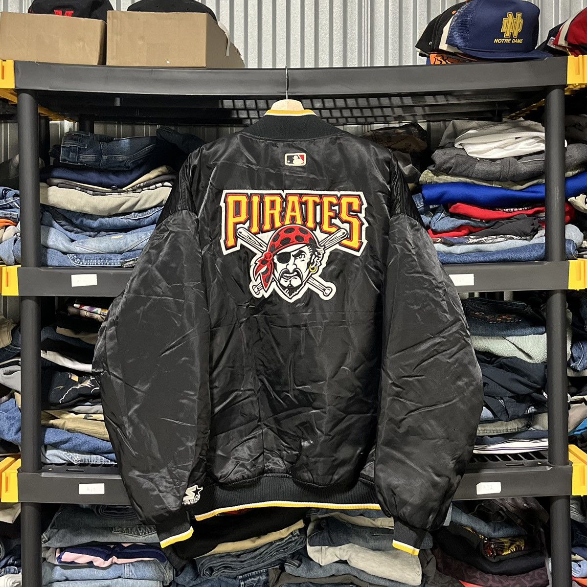 Starter VINTAGE 90s PITTSBURGH PIRATES MLB STARTER SATIN JACKET XL Size US XL / EU 56 / 4 - 1 Thumbnail
