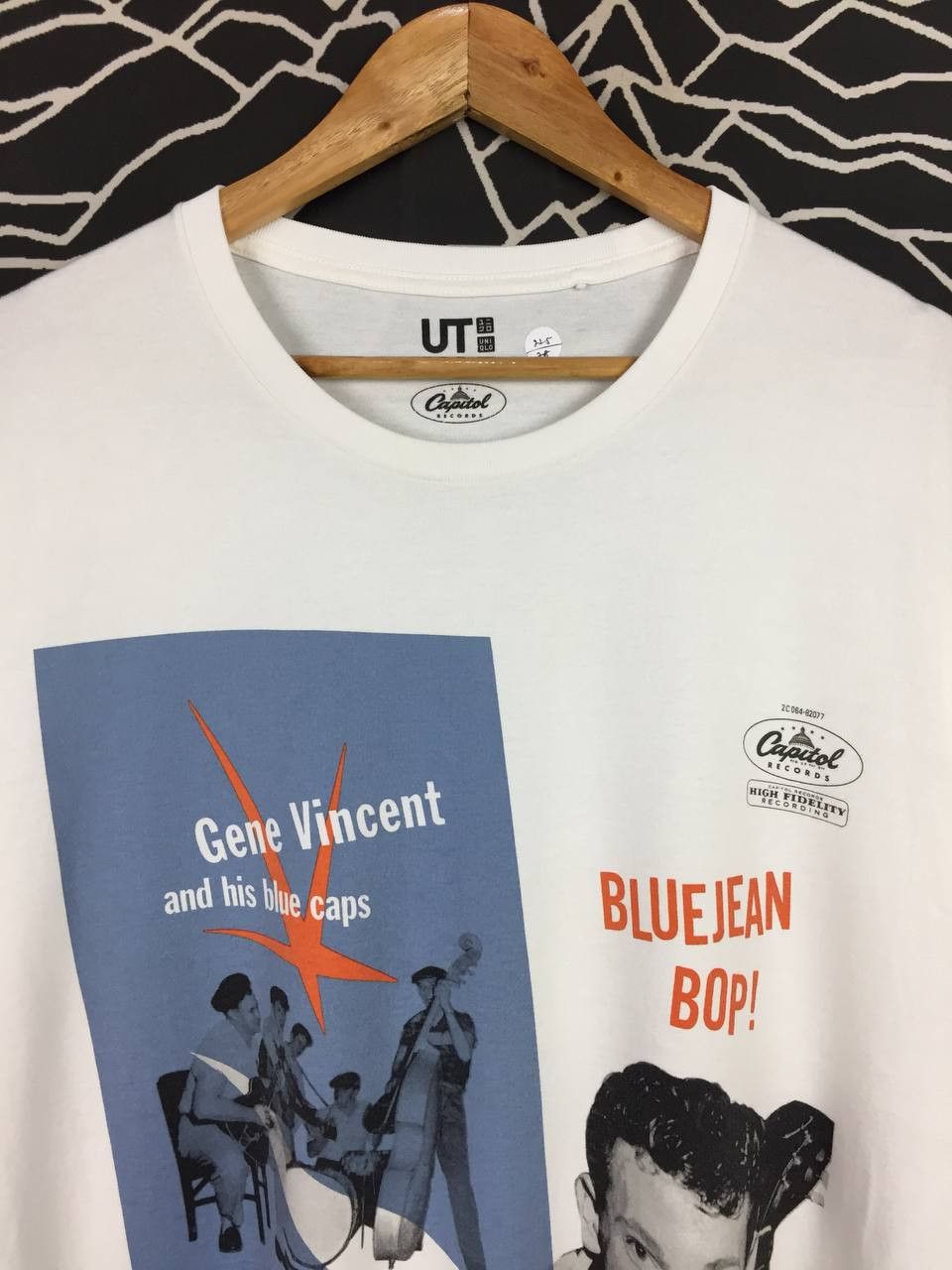 Band Tees Gene Vincent And His Blue Caps x Uniqlo Capitol Records Tee Size US XL / EU 56 / 4 - 3 Thumbnail