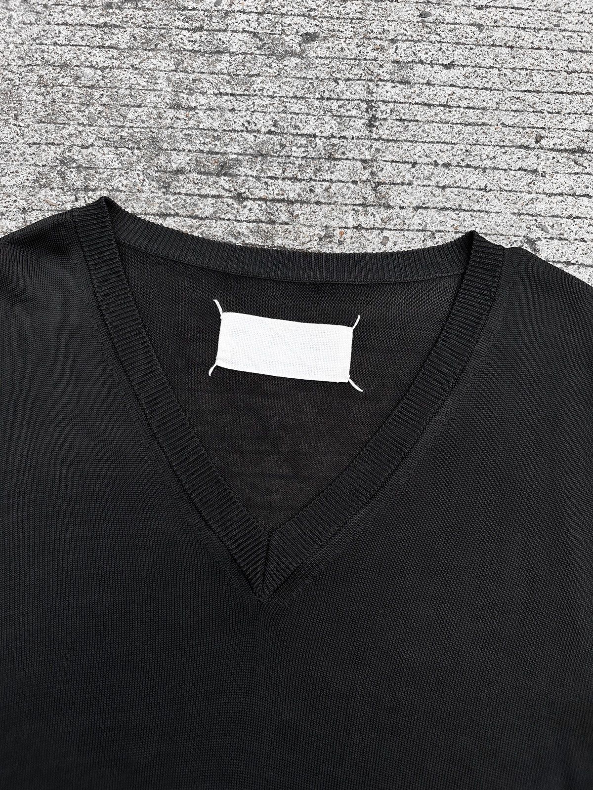 Maison Margiela Maison Margiela "Miss Deanna" Black Viscose Rayon Shirts Size US L / EU 52-54 / 3 - 7 Thumbnail